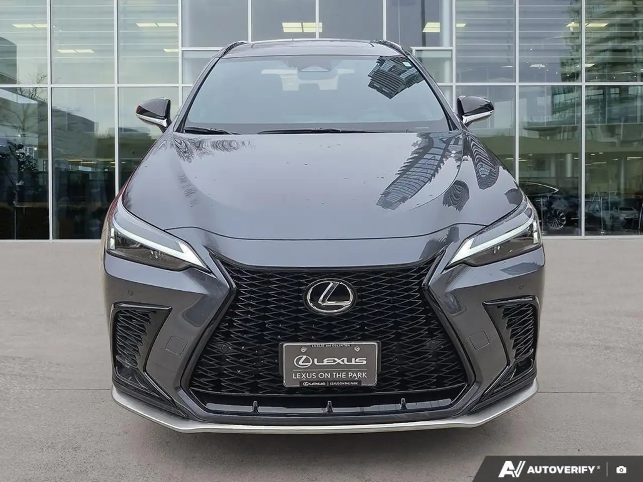 Lexus NX снимка Lexus NX