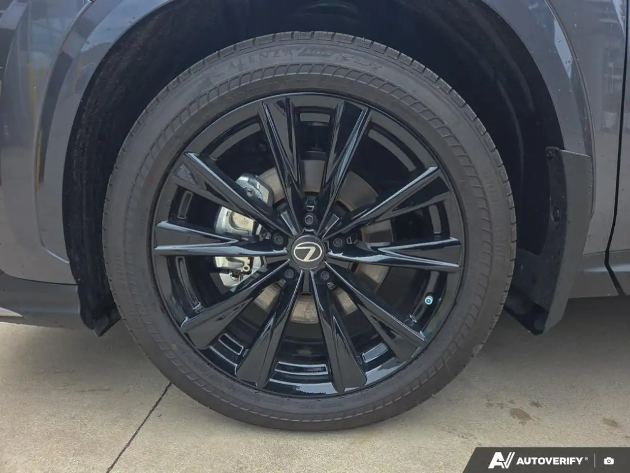 Lexus NX снимка Lexus NX