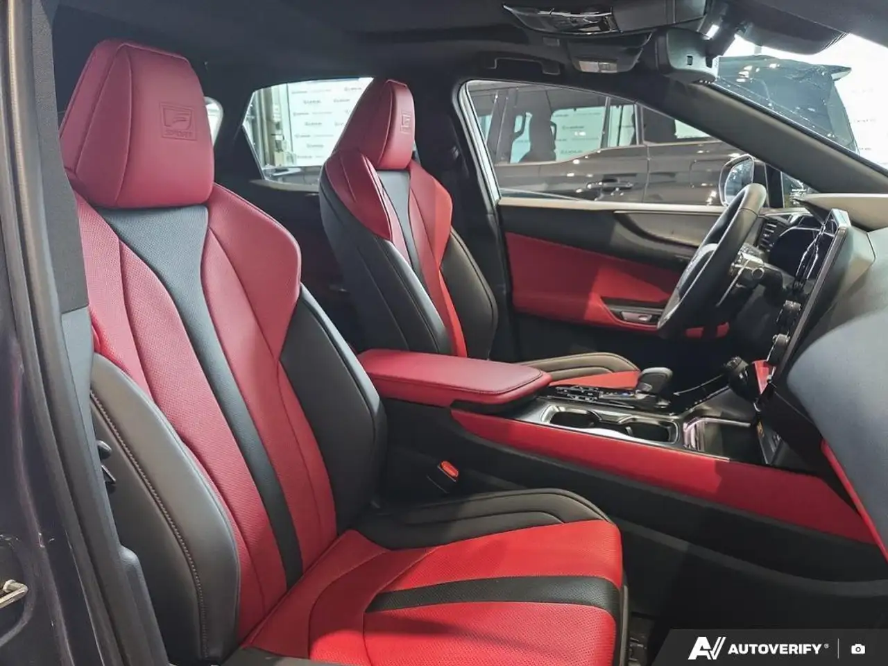 Lexus NX снимка Lexus NX