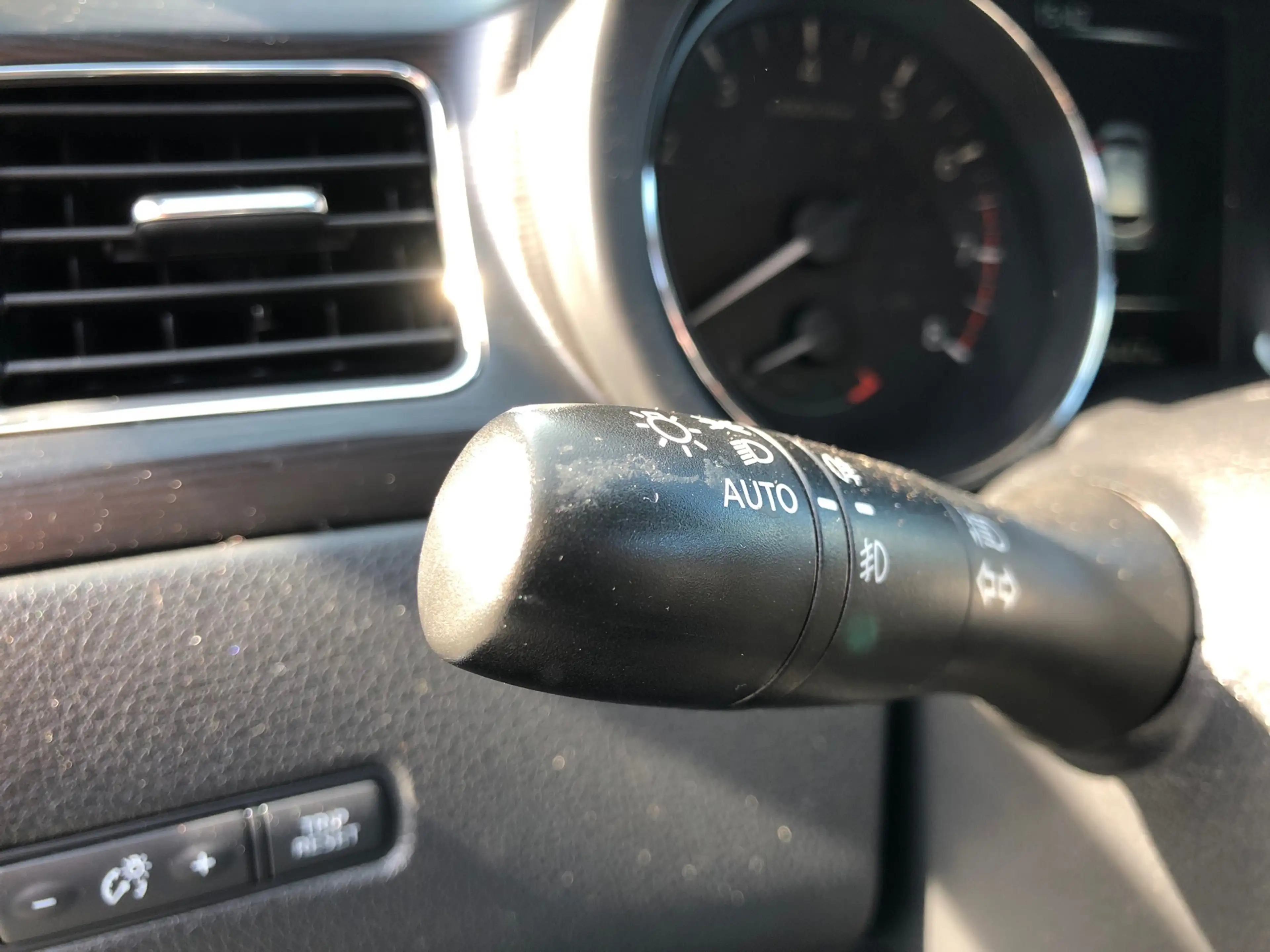 Nissan Pulsar 1.2 DIG-T Tekna NAVI CLIMA CRUISE XENON KEYLESS EN — photo 14
