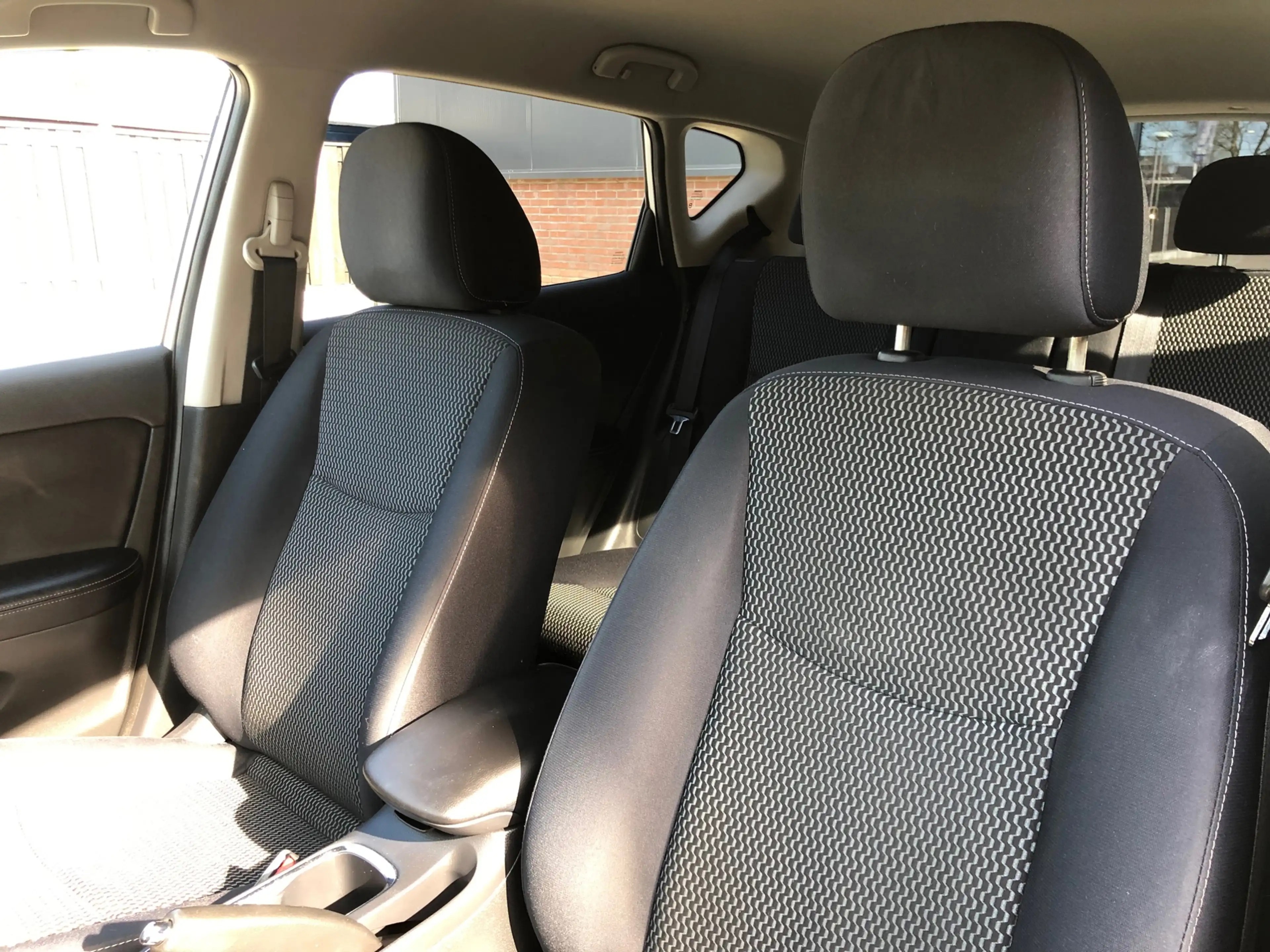 Nissan Pulsar 1.2 DIG-T Tekna NAVI CLIMA CRUISE XENON KEYLESS EN — photo 8