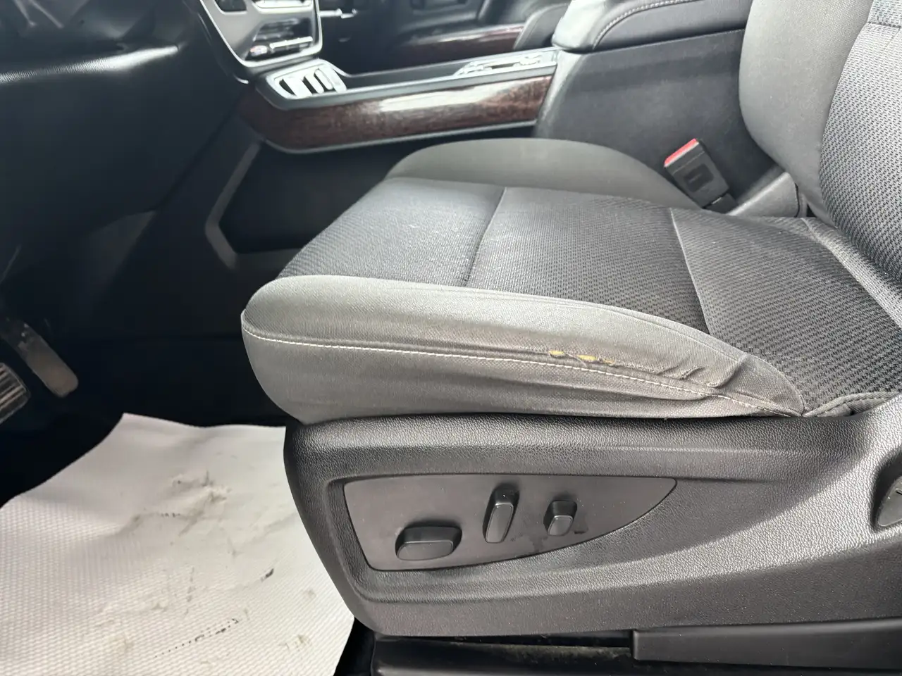 GMC Sierra 1500 снимка GMC Sierra 1500