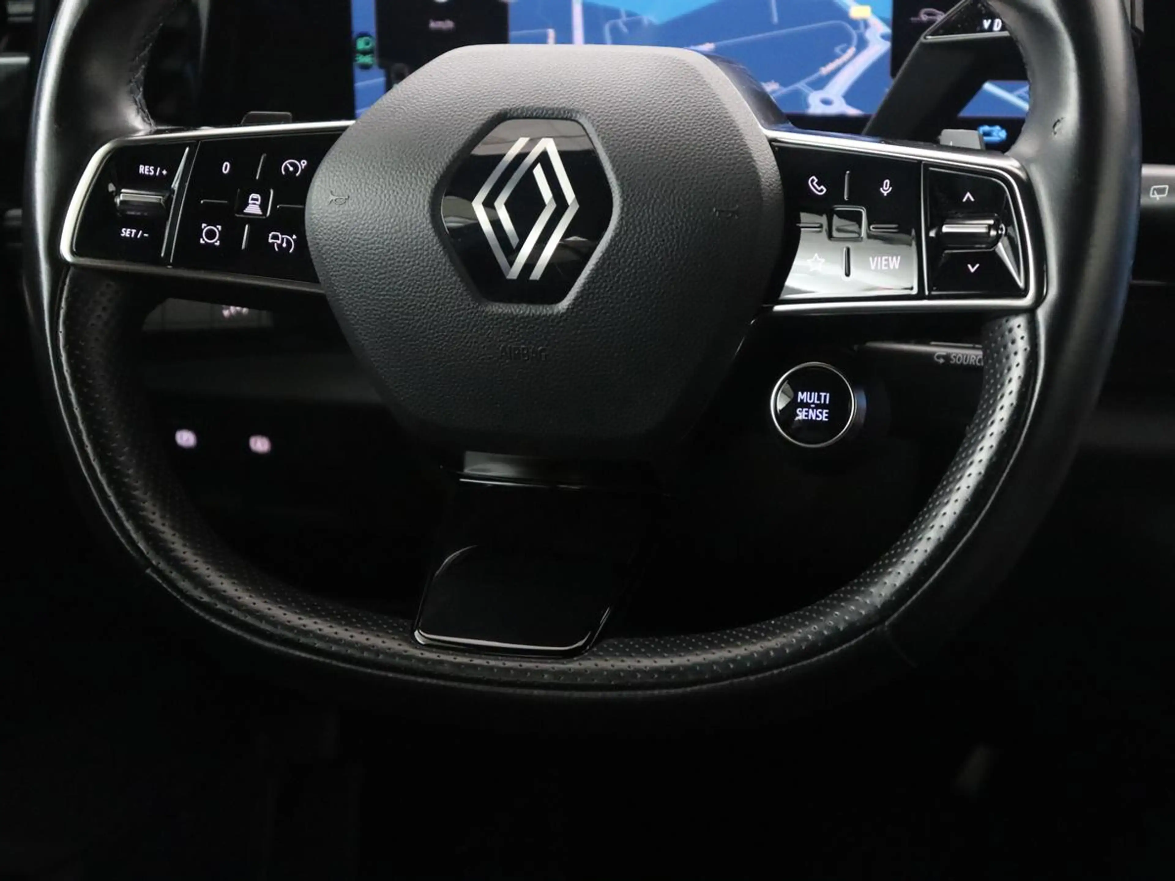Renault Austral 1.2 E-Tech full hybrid 200 evolution | SOH 92.4% | — photo 8