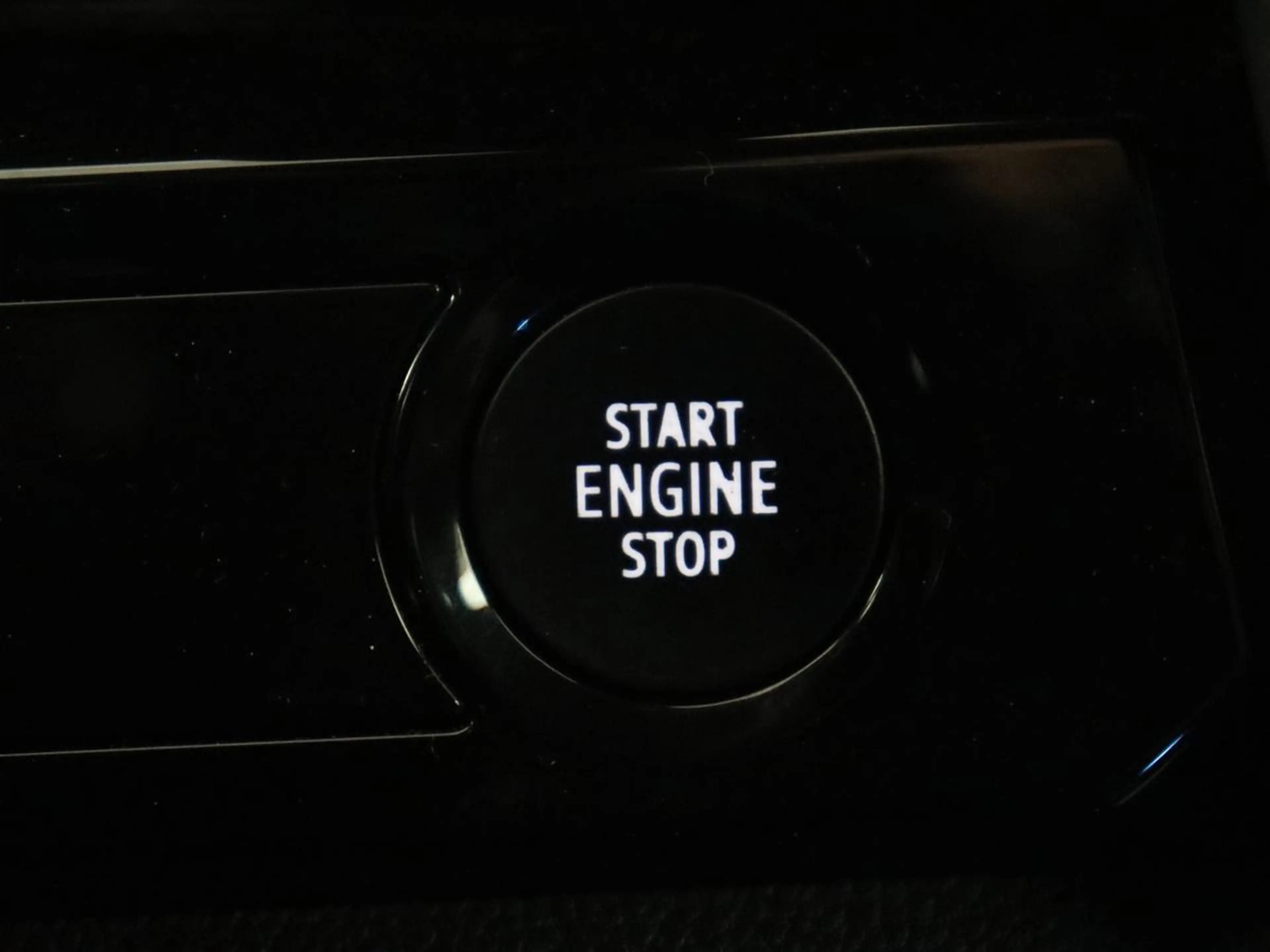 Renault Austral 1.2 E-Tech full hybrid 200 evolution | SOH 92.4% | — photo 25