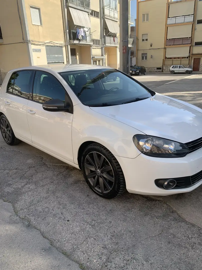 Volkswagen Golf 5p 1.6 tdi Highline Bianco - 2
