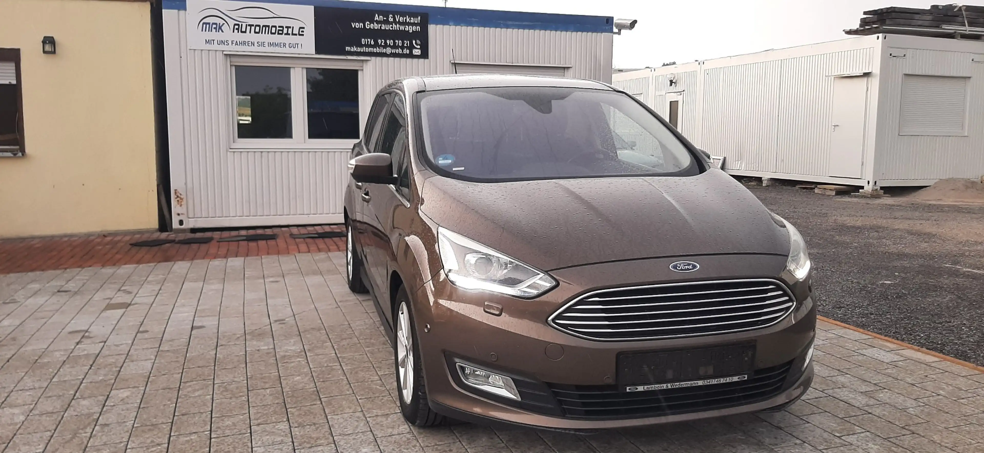Ford Grand C-Max Titanium — photo 10