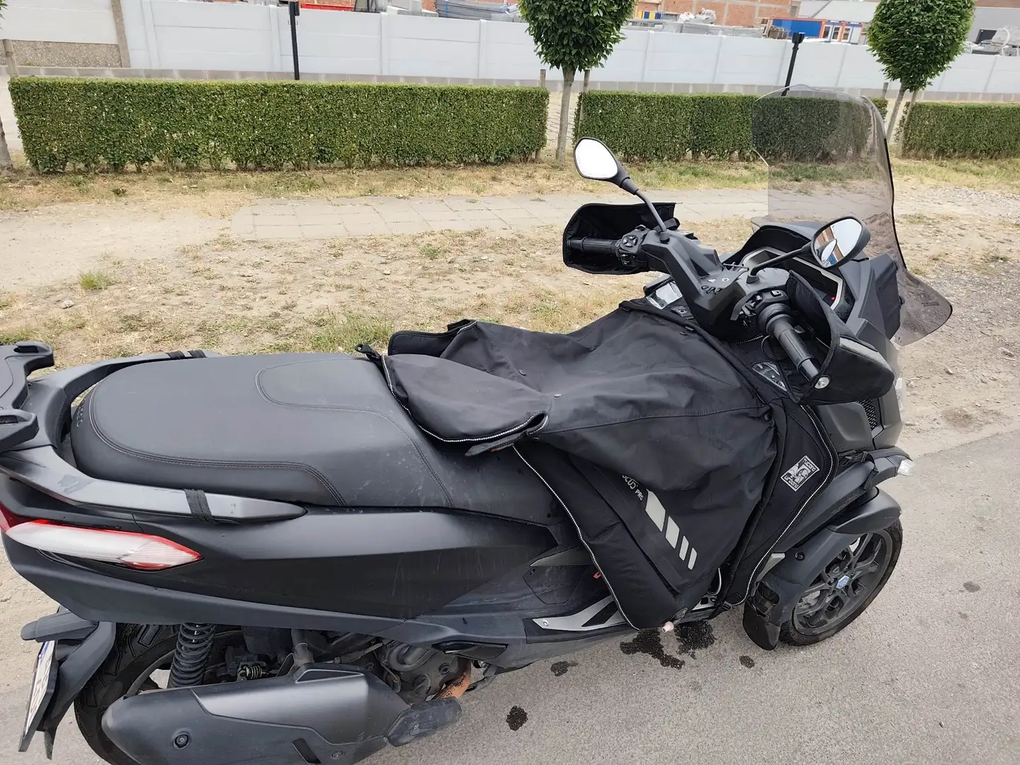 Piaggio MP3 530 full option Negru - 1