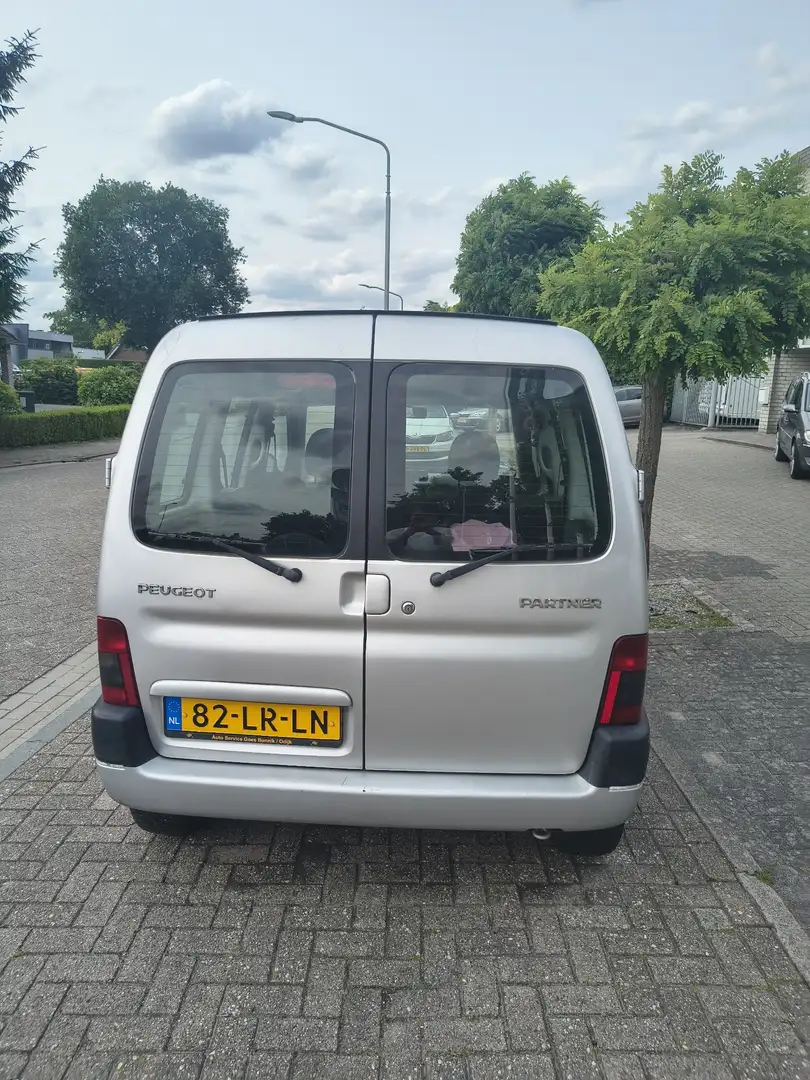 Peugeot Partner Kombi 75 Presence - 2
