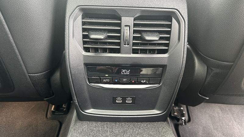 BMW 320 d *Sport-Getriebe*BMW Live Cockpit*Panoramadach... — photo 13