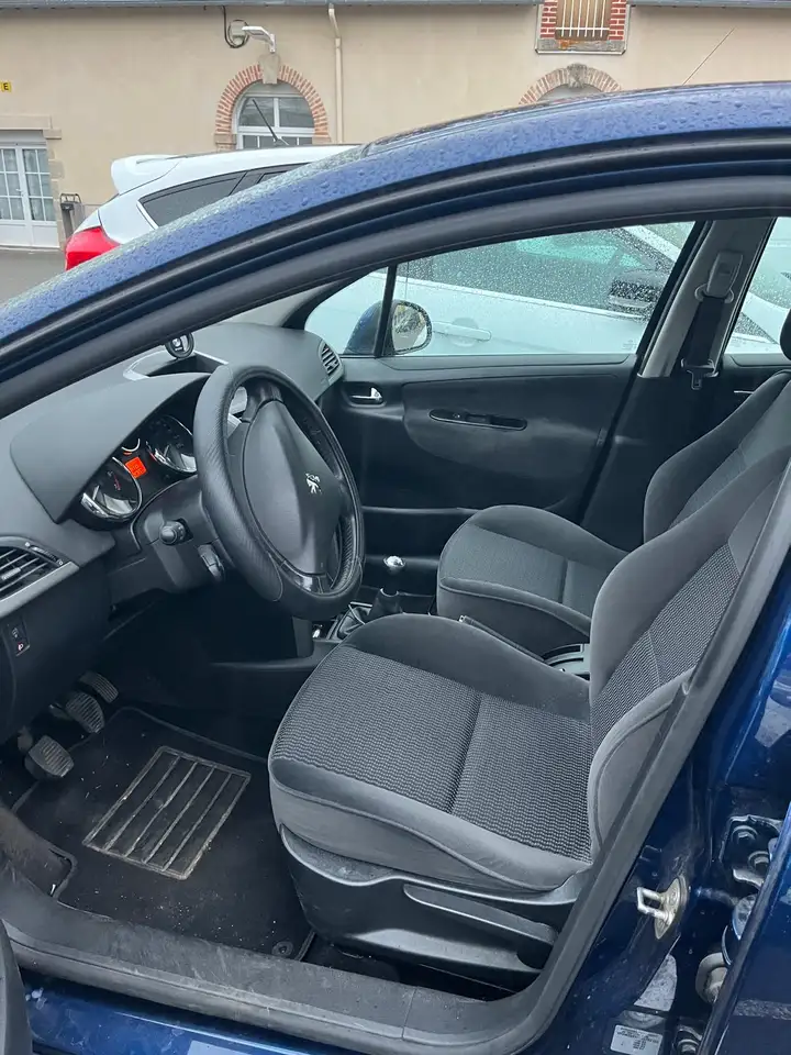 Peugeot 207 1.6e 16v 120ch Premium Pack