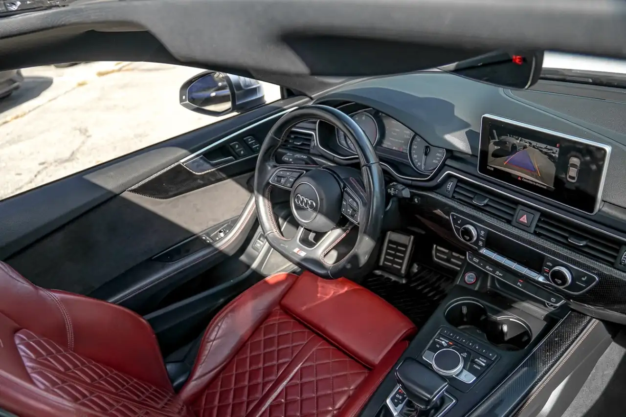 Audi S5 снимка Audi S5