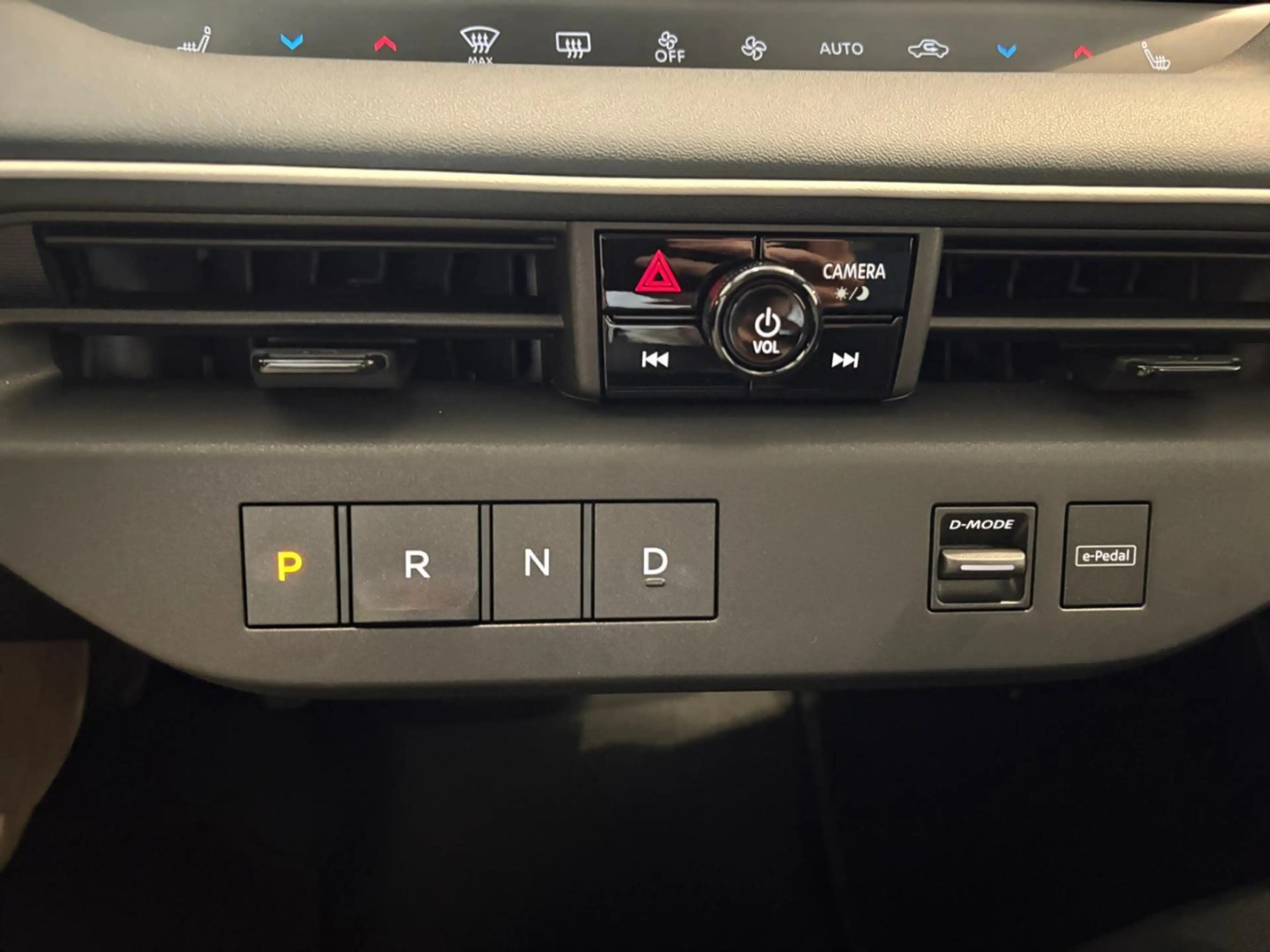 Nissan Leaf Leaf 52 KWh Engage plus — photo 13