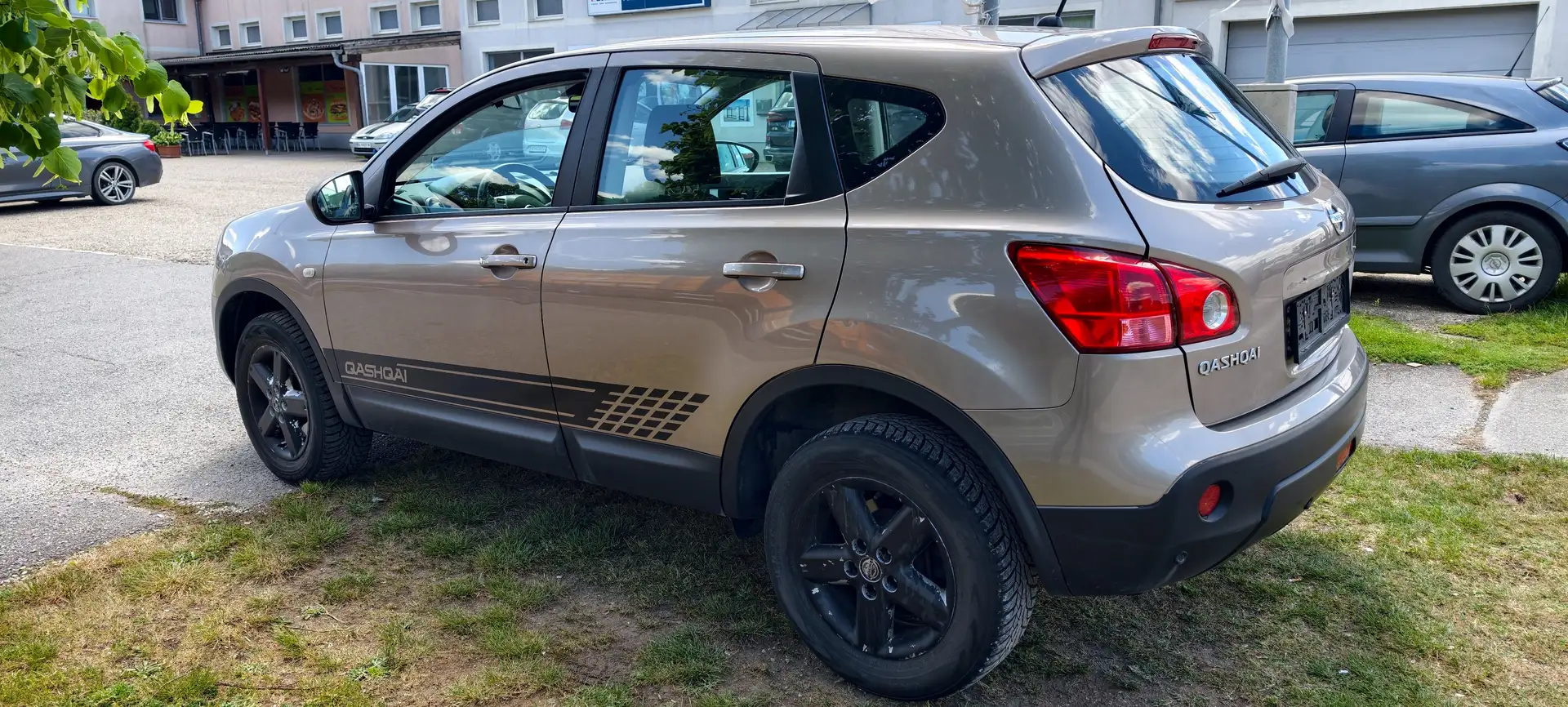 Nissan Qashqai Acenta Beige - 2