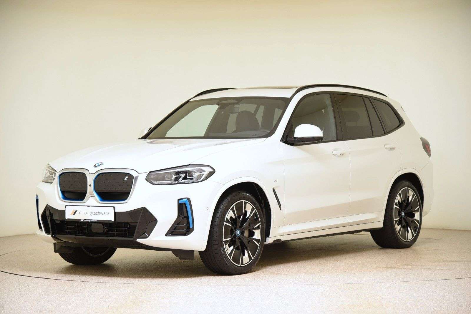 2023 BMW iX