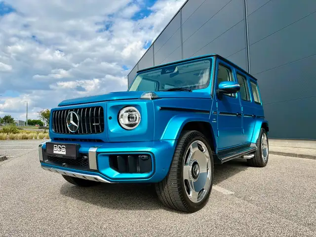 Mercedes-Benz G-Class view 5