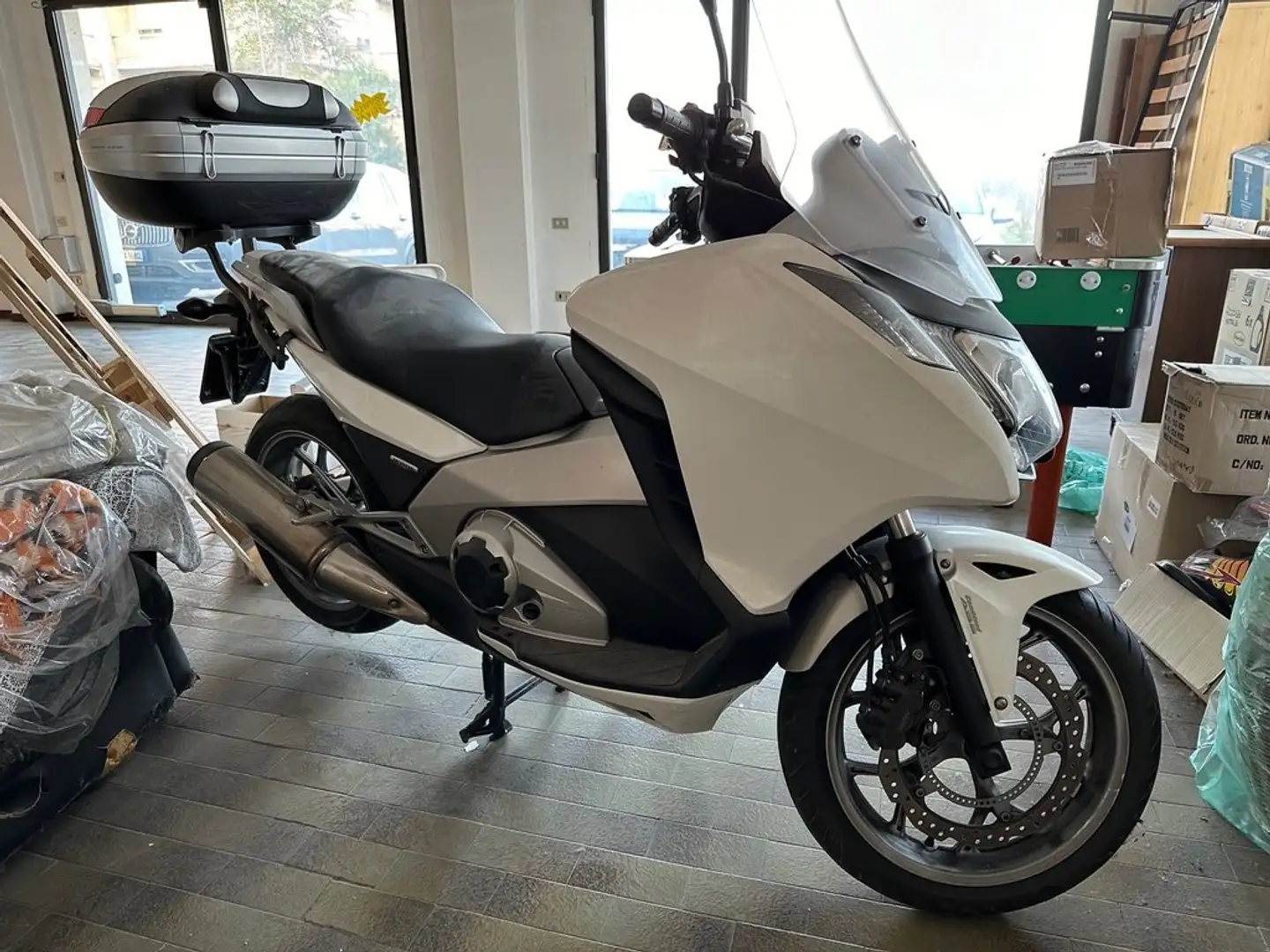 Honda Integra NC 700 D Blanc - 1