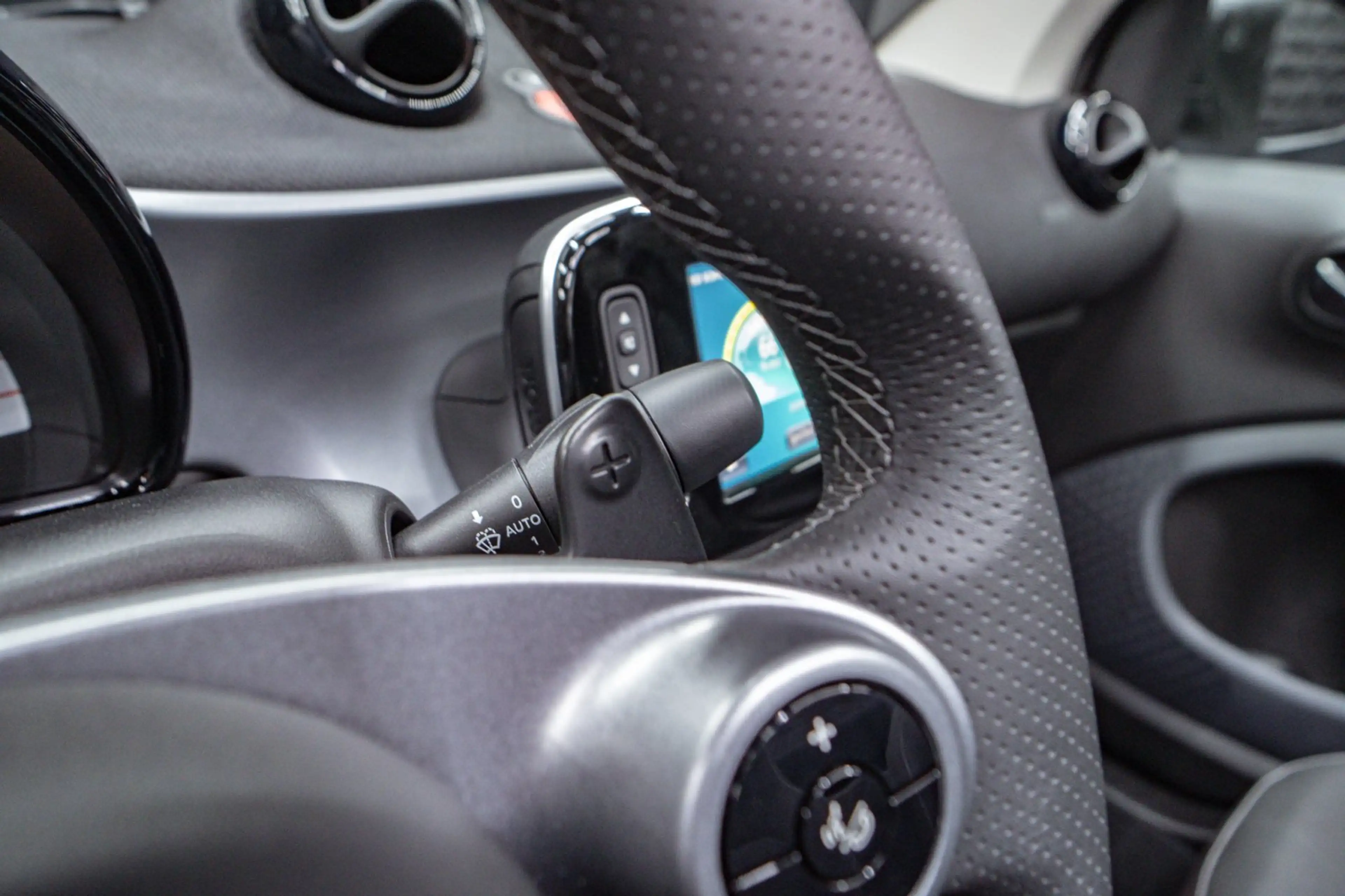 smart forTwo 0.9 Turbo  Passion 2.000 km Komfortpaket Shz — photo 24