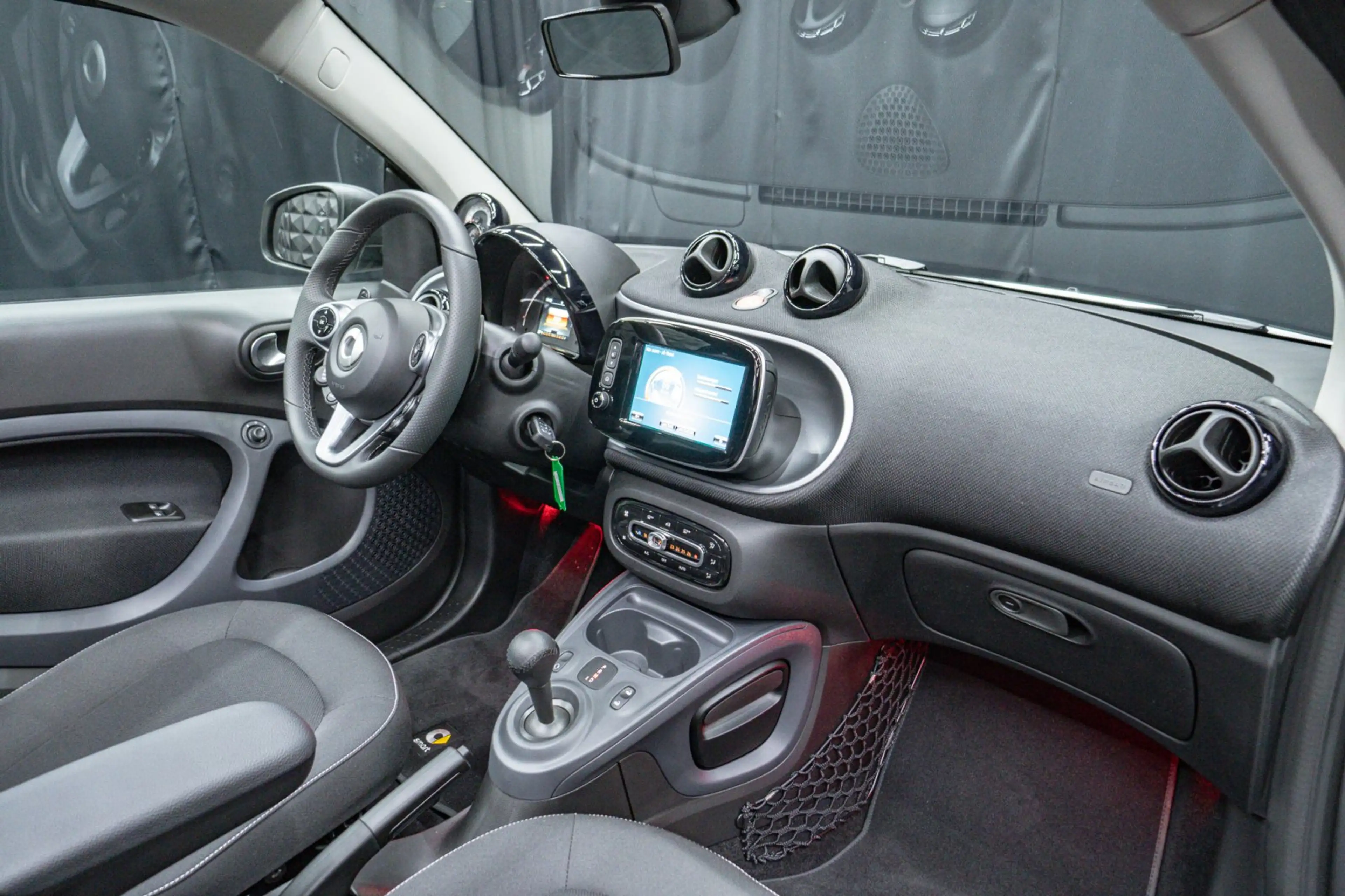 smart forTwo 0.9 Turbo  Passion 2.000 km Komfortpaket Shz — photo 14