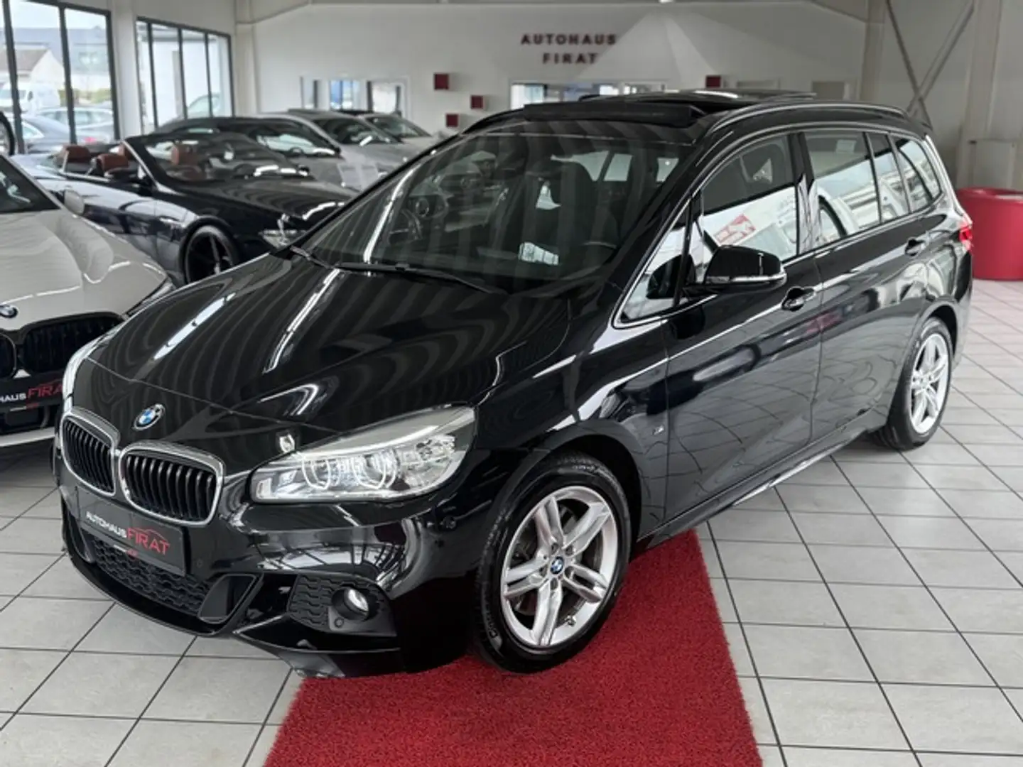 BMW 220 Gran Tourer d xDrive M Sport°LED°Panorama° AHK Negro - 1