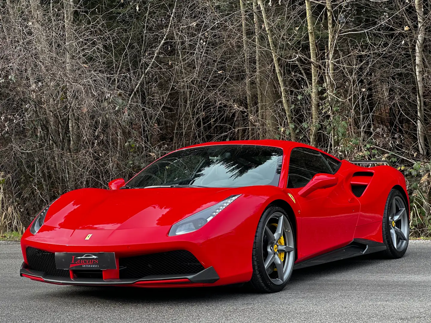 Ferrari 488 GTB Coupe *LIFT*NOVITEC*CARBON*SPOILER*RACING*TOP* Rot - 1