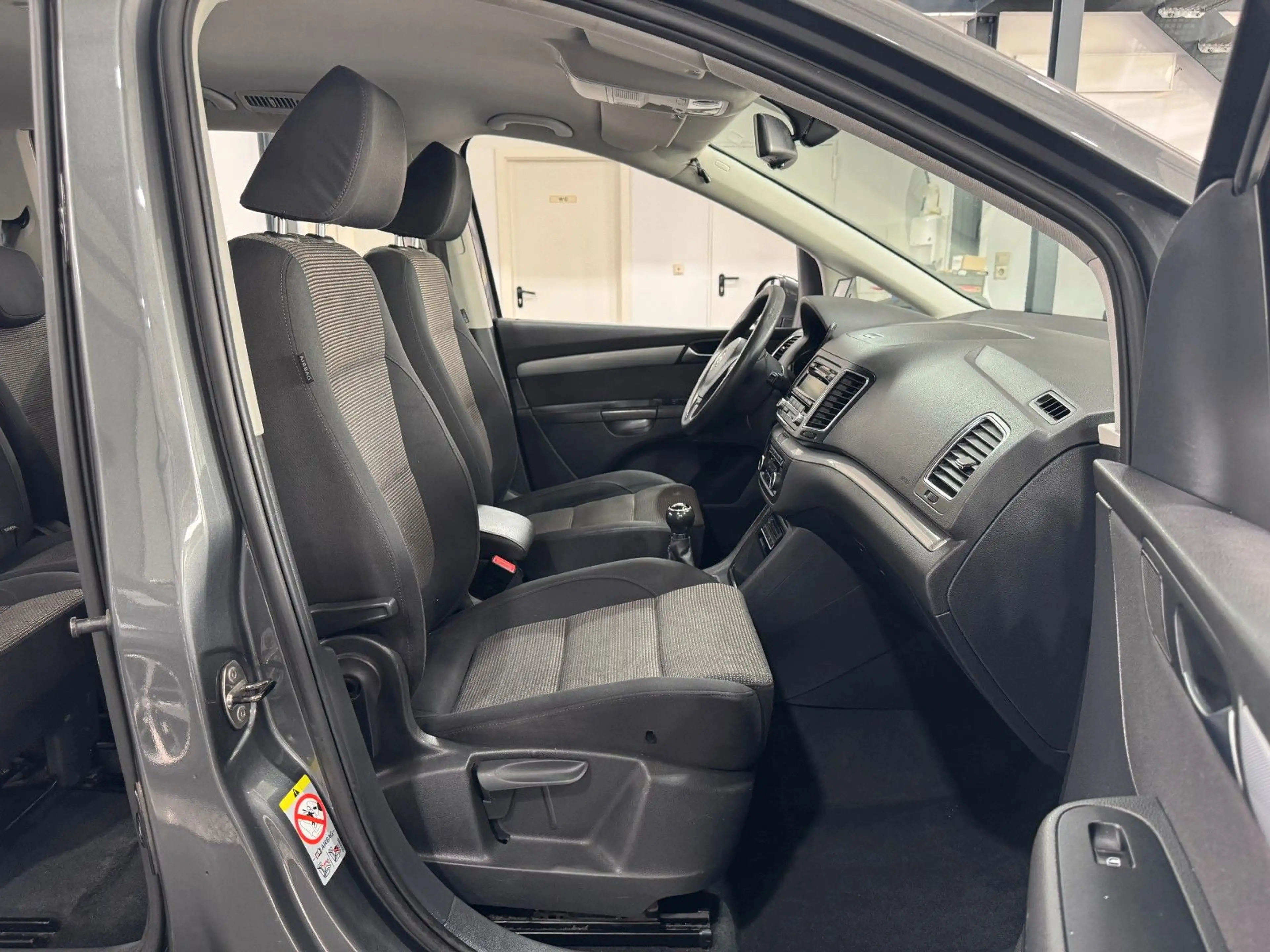 Volkswagen Sharan Comfortline BMT | 7-SITZER | AHK | TEMP | — photo 13