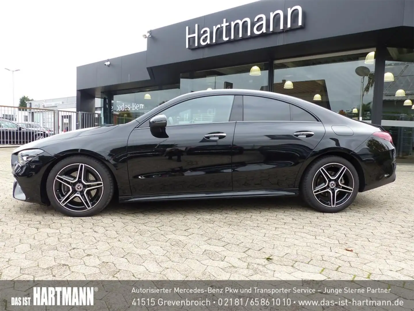 Mercedes-Benz CLA 200 Coupé AMG PREMIUM+NIGHT+CARPLAY+RF-KAMER Schwarz - 2