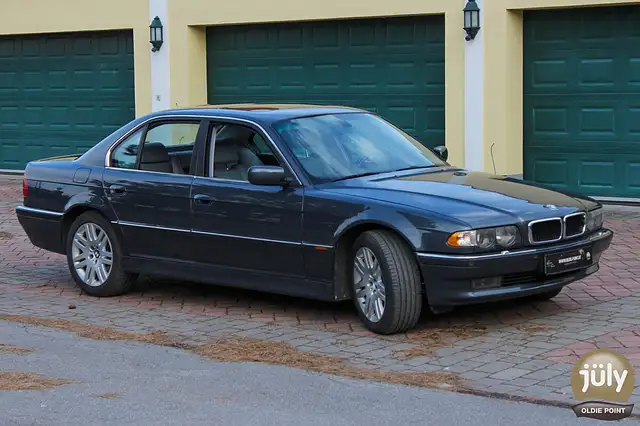 BMW 740 i Automatik mit Vollausstattung
