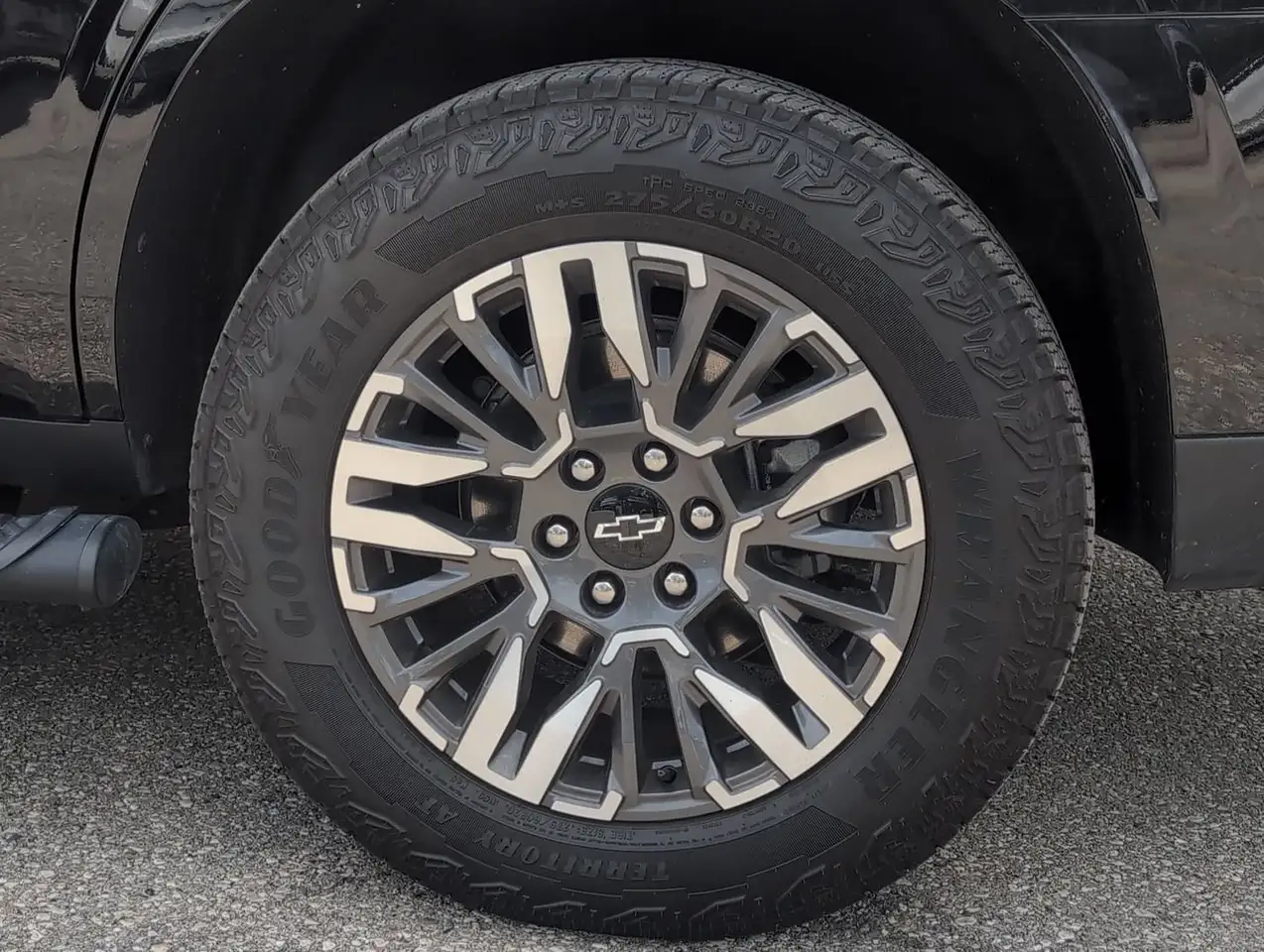 Chevrolet Tahoe photo Chevrolet Tahoe