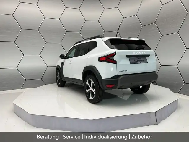 Dacia Duster view 3