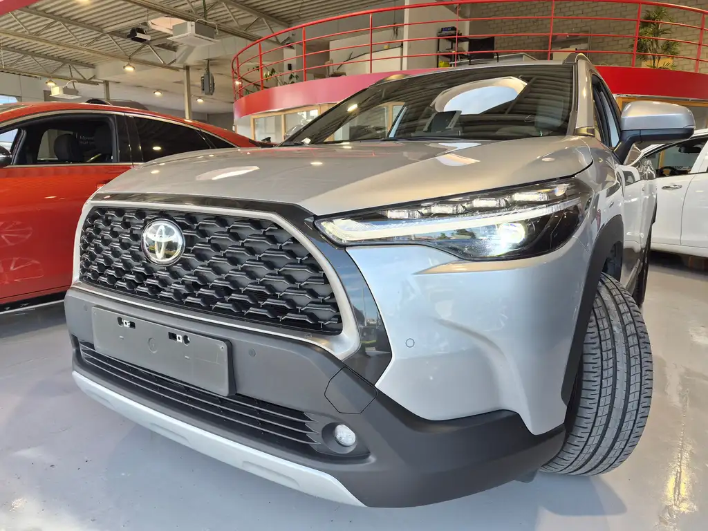 Toyota Corolla Cross 2024 из Европы — купить под ключ