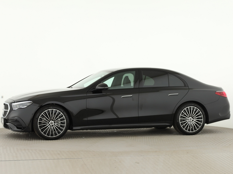 Mercedes-Benz E 450 d 4MATIC Limousine *AMG*LenkradH*360°*AHK* — photo 7