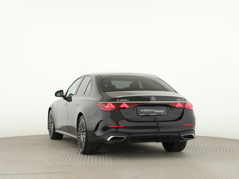 Mercedes-Benz E 450 d 4MATIC Limousine *AMG*LenkradH*360°*AHK* — photo 4