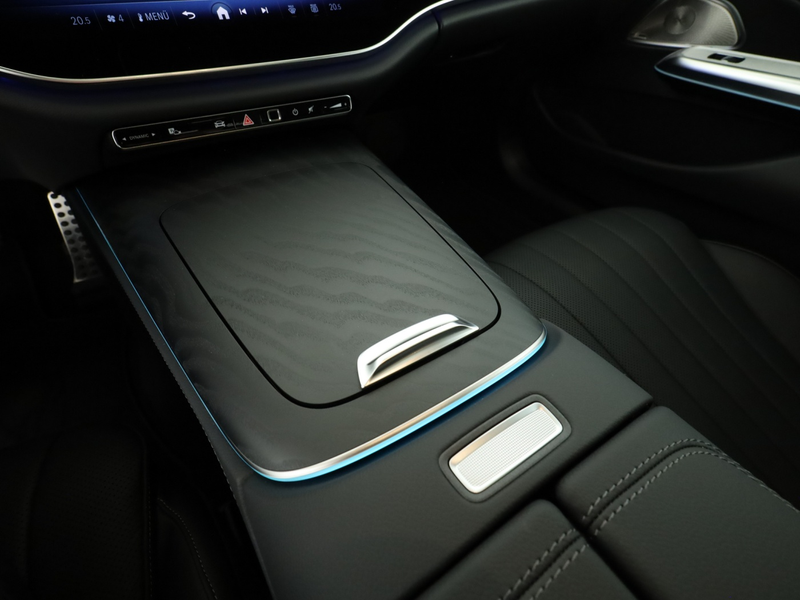 Mercedes-Benz E 450 d 4MATIC Limousine *AMG*LenkradH*360°*AHK* — photo 15