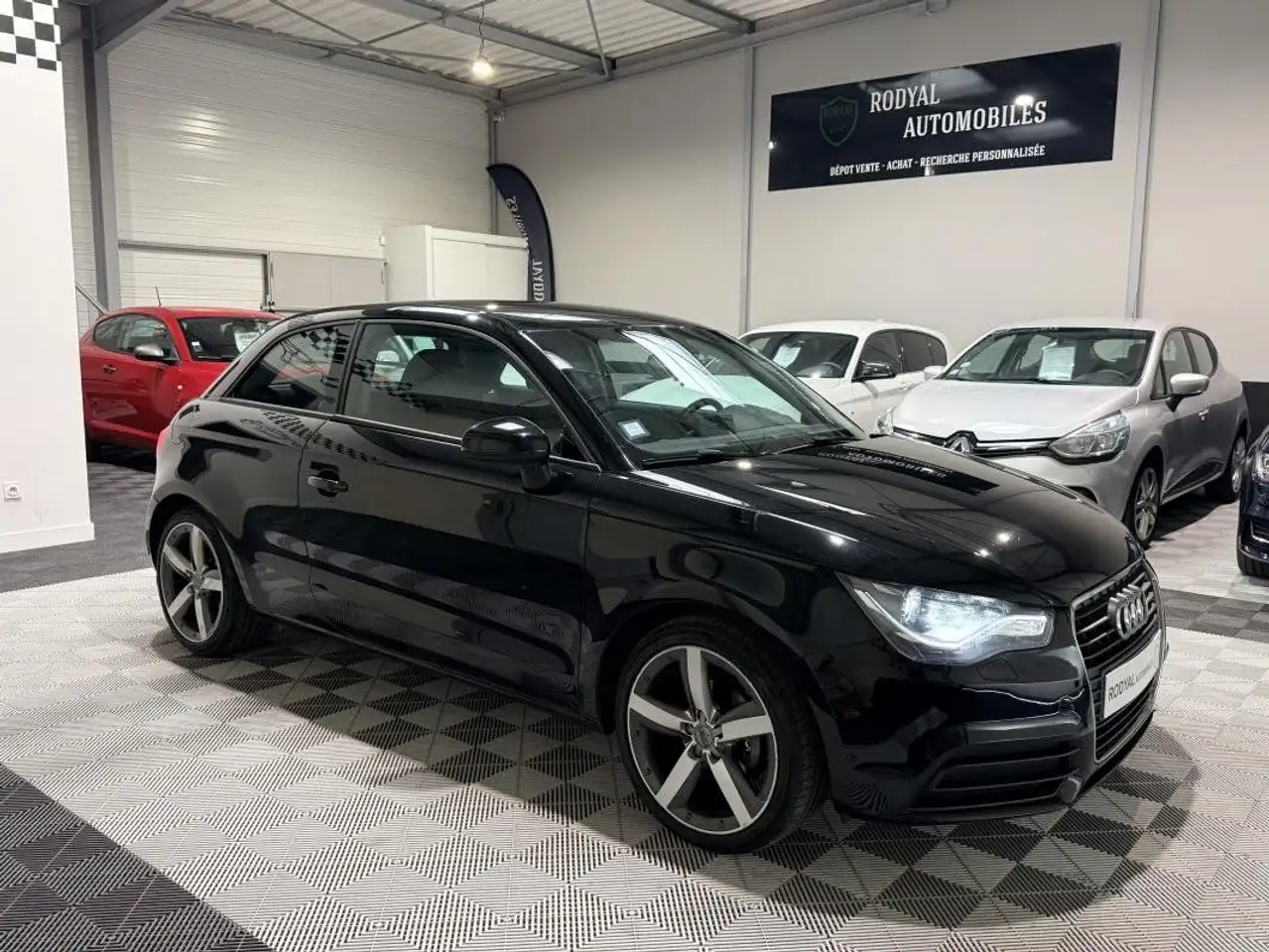 Audi A1 1.6 TDI 90ch FAP Ambition