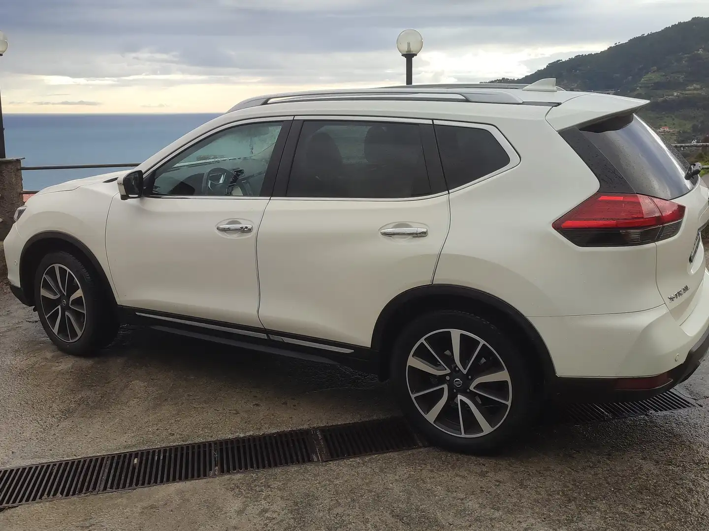 Nissan X-Trail X-Trail III 2017 2.0 dci Tekna 4wd 7 p.ti  xtronic Bianco - 1