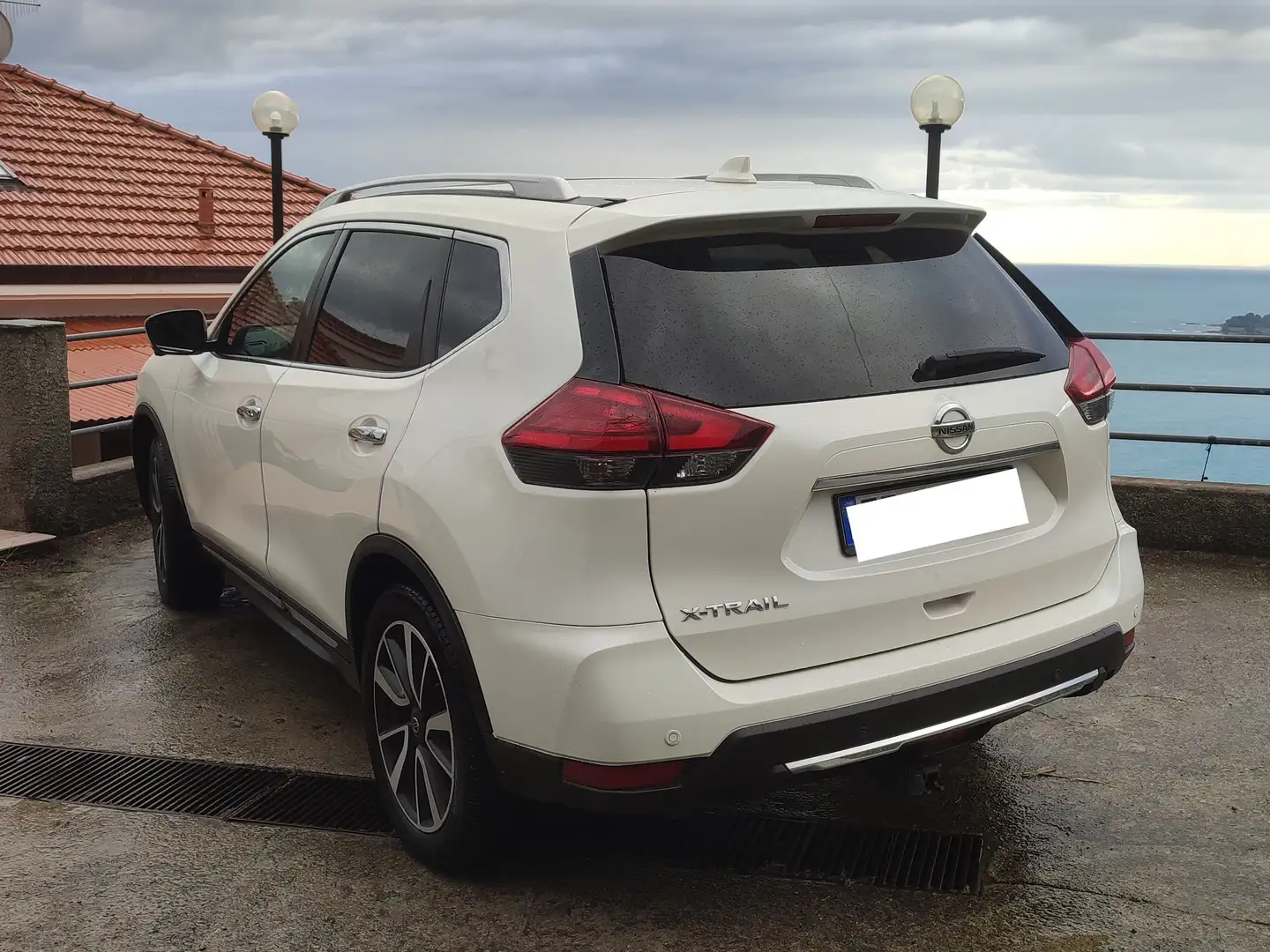 Nissan X-Trail X-Trail III 2017 2.0 dci Tekna 4wd 7 p.ti  xtronic Bianco - 2
