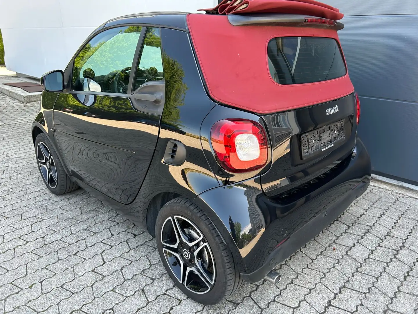 smart forTwo Cabrio Automatik * Navi * LED * Kamera Noir - 2
