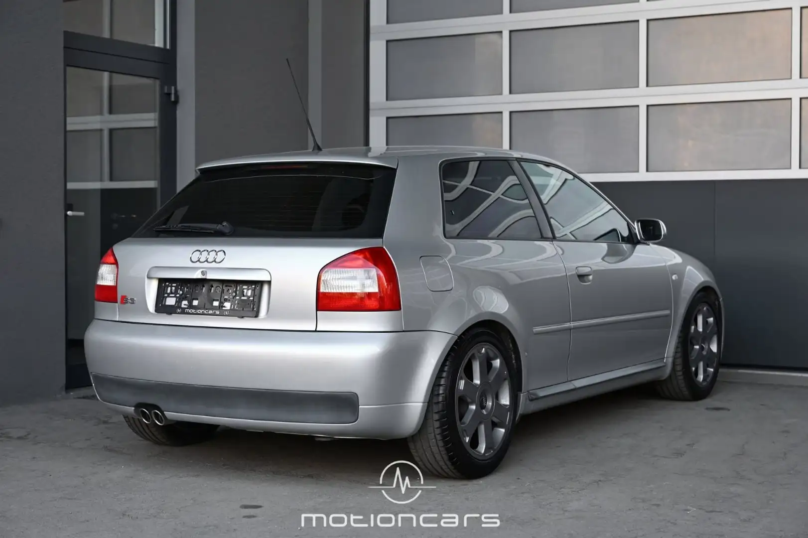 Audi S3 1.8 T Facelift Pickerl NEU EXP € 19.980,- Silber - 2