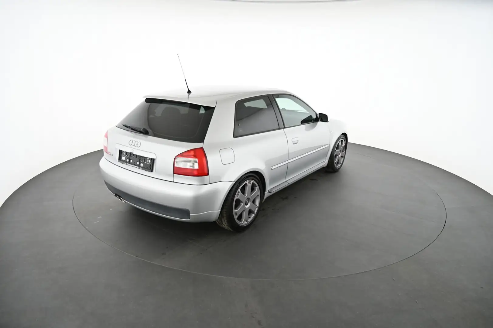 Audi S3 1.8 T Facelift Pickerl NEU EXP € 16.380,- Silber - 2