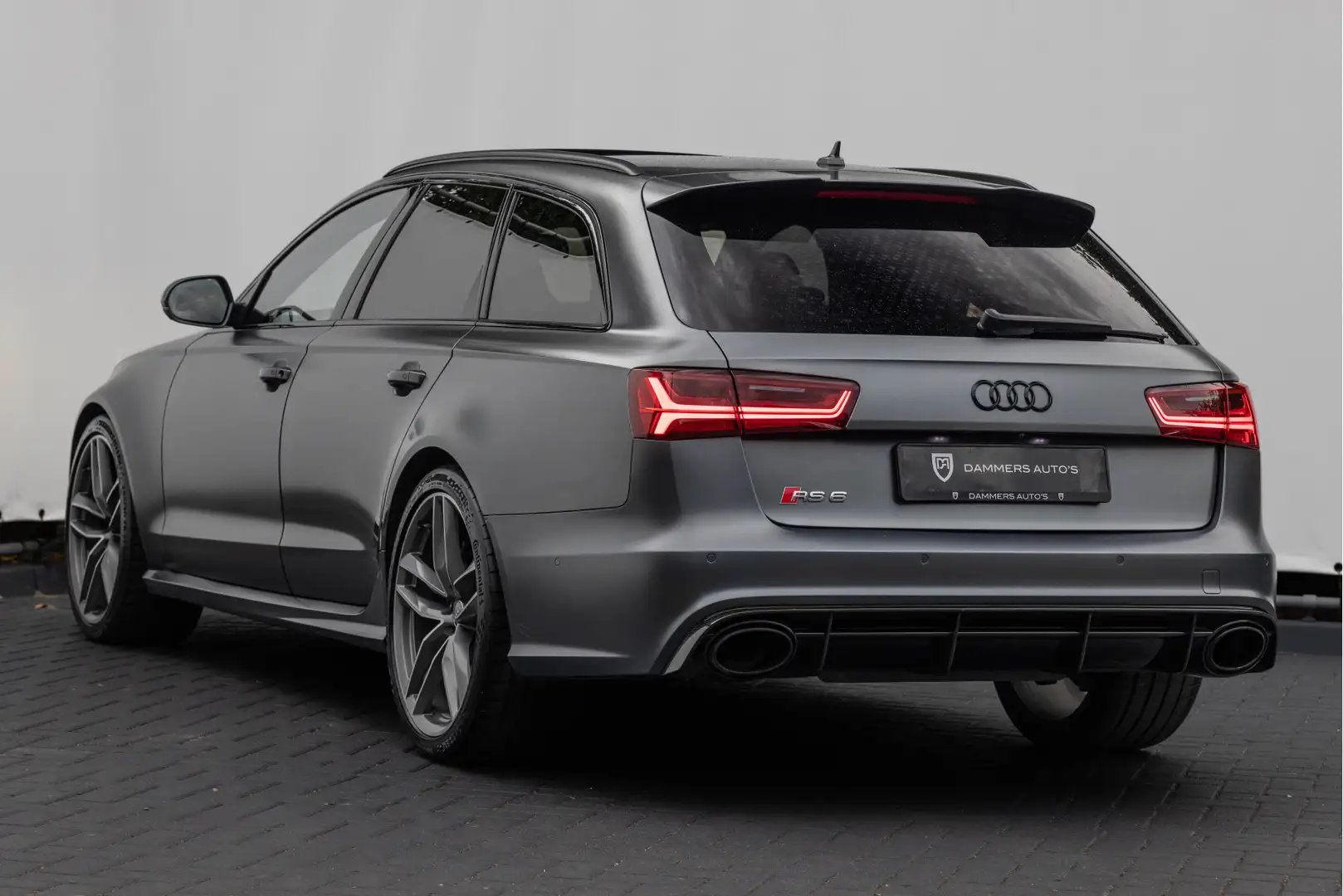 Audi RS6 Avant 4.0 TFSI 560pk Quattro Keramisch B&O Advance Grijs - 2