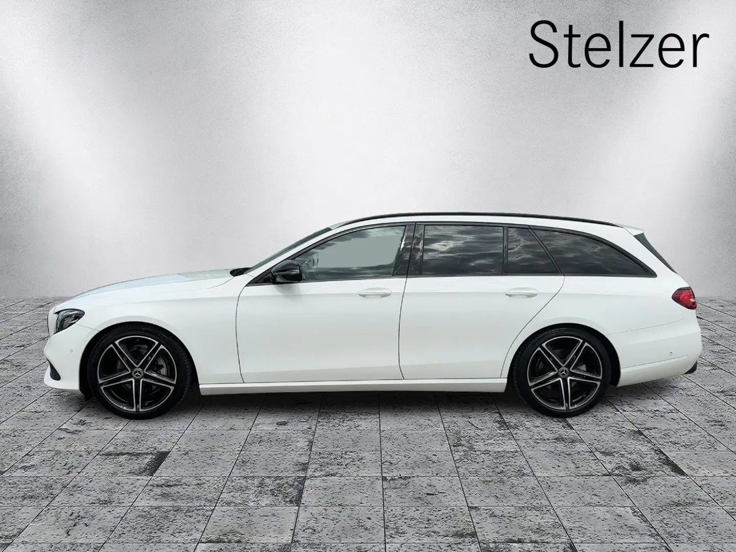 Mercedes-Benz E 220 d T-Modell PTS Shz LED eHeck Ambi COM AHK Weiß - 2