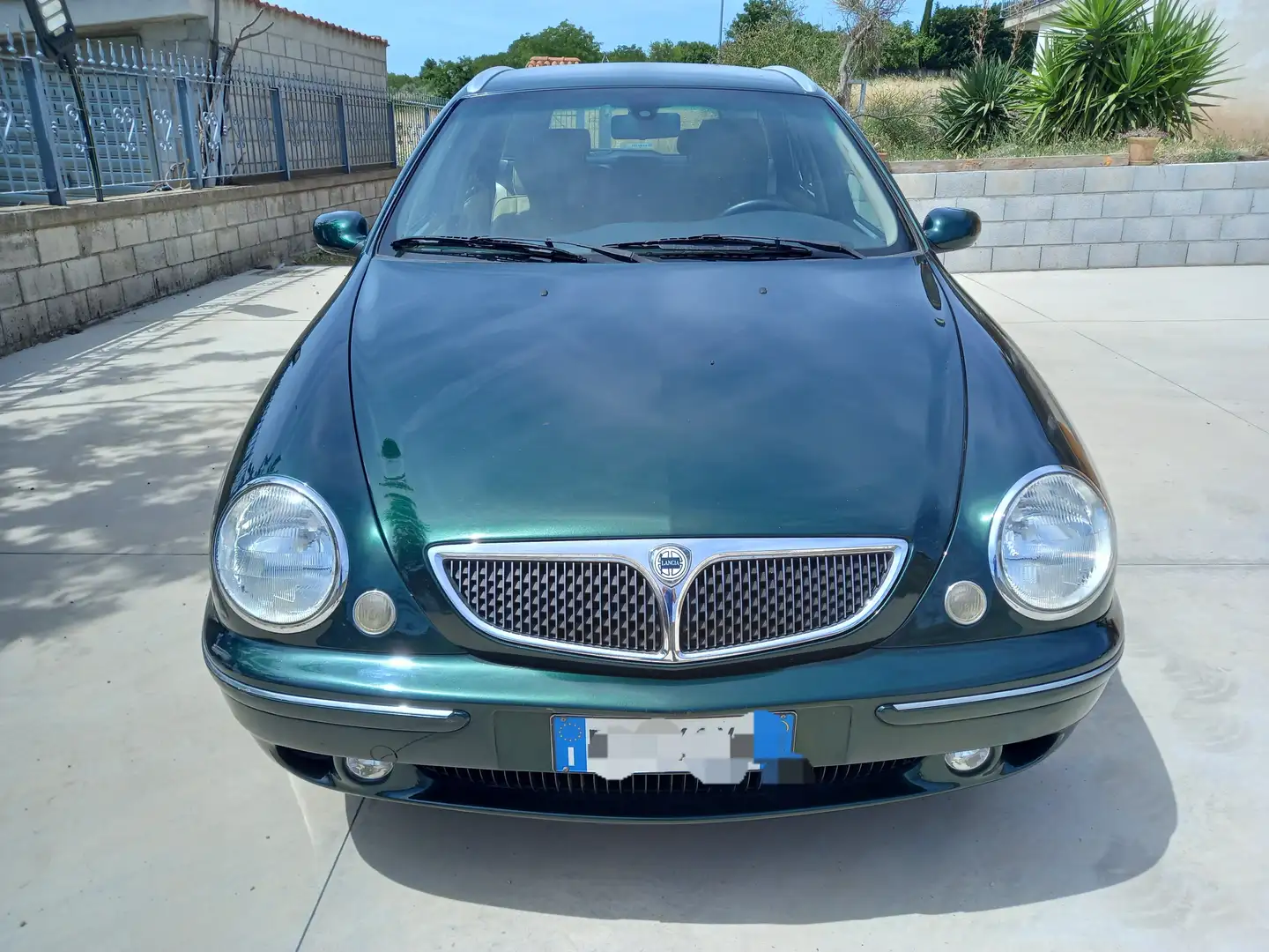 Lancia Lybra Lybra SW 1.9 jtd LX unico proprietario Срібний - 2