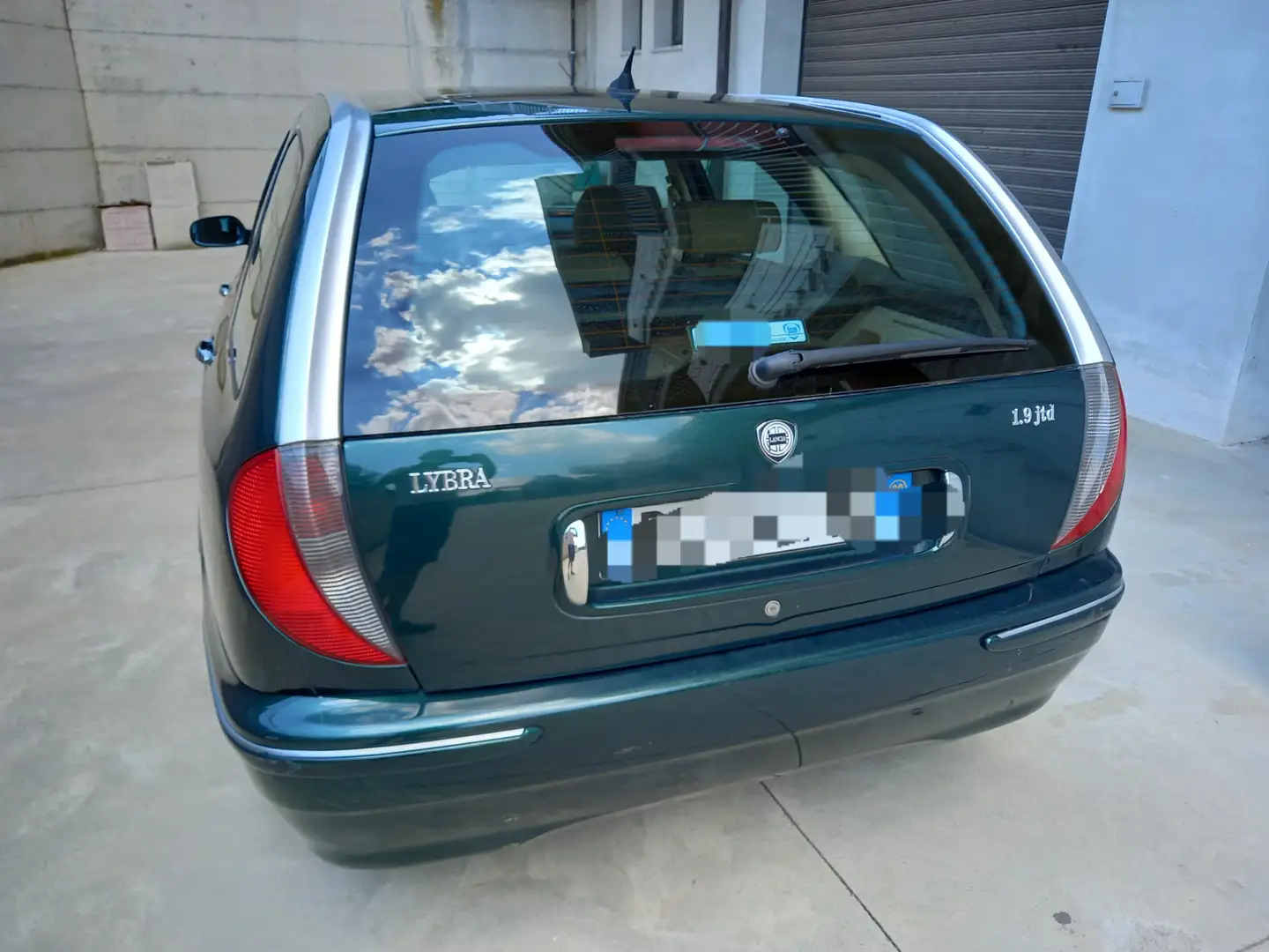 Lancia Lybra Lybra SW 1.9 jtd LX Silber - 2