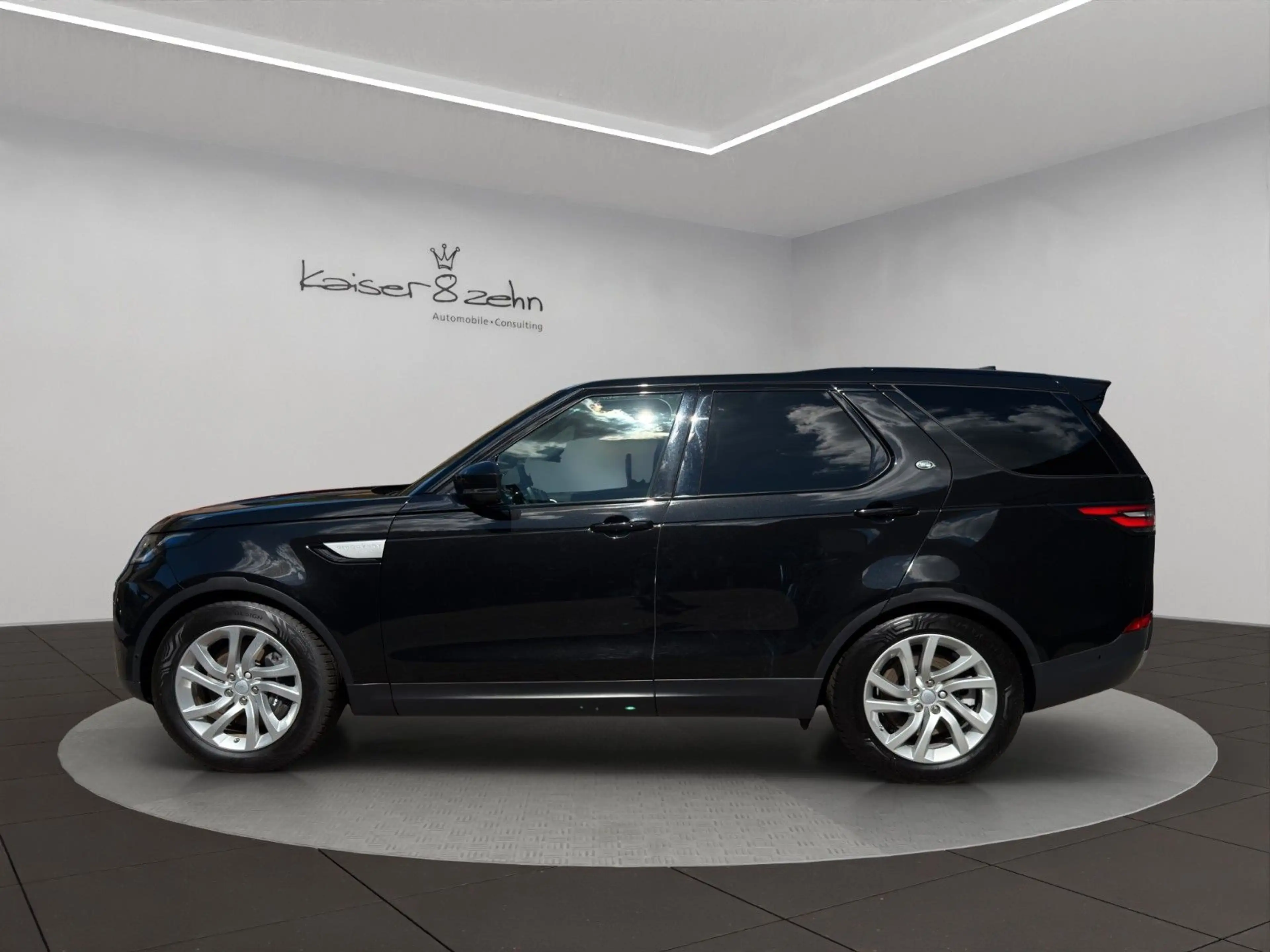 Land Rover Discovery 5 3.0 SDV6 HSE *1.Hand*AHK*PDC* — photo 2