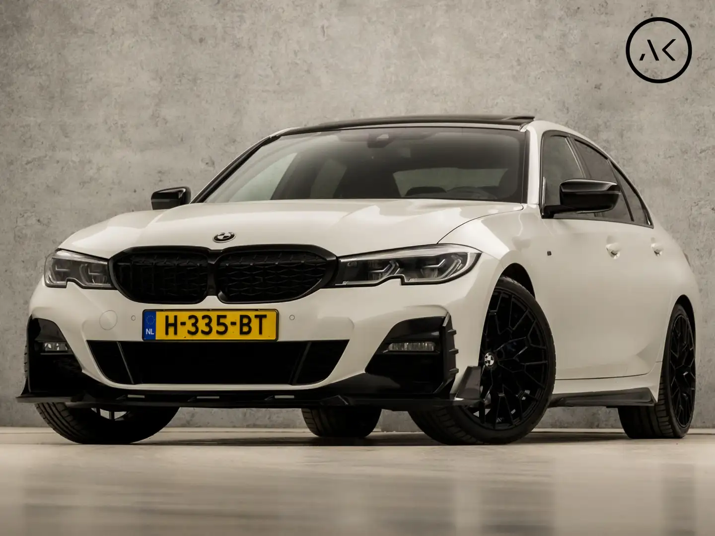 BMW 330 3-serie 330i High Executive M Sport 259Pk Automaat Blanco - 1