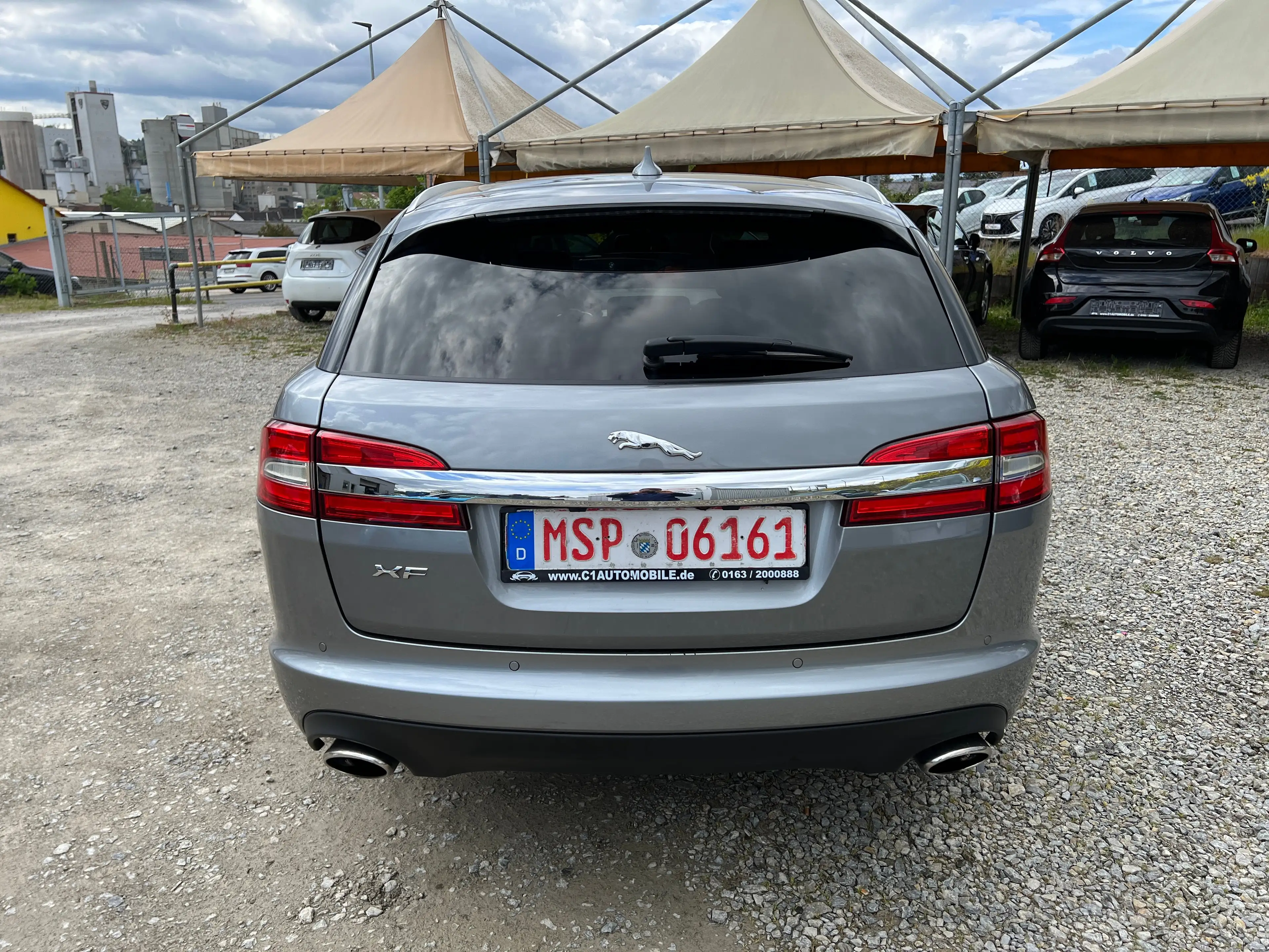 Jaguar XF Sportbrake 3,0 Automatik Kamera/Leder/VOLL — photo 5