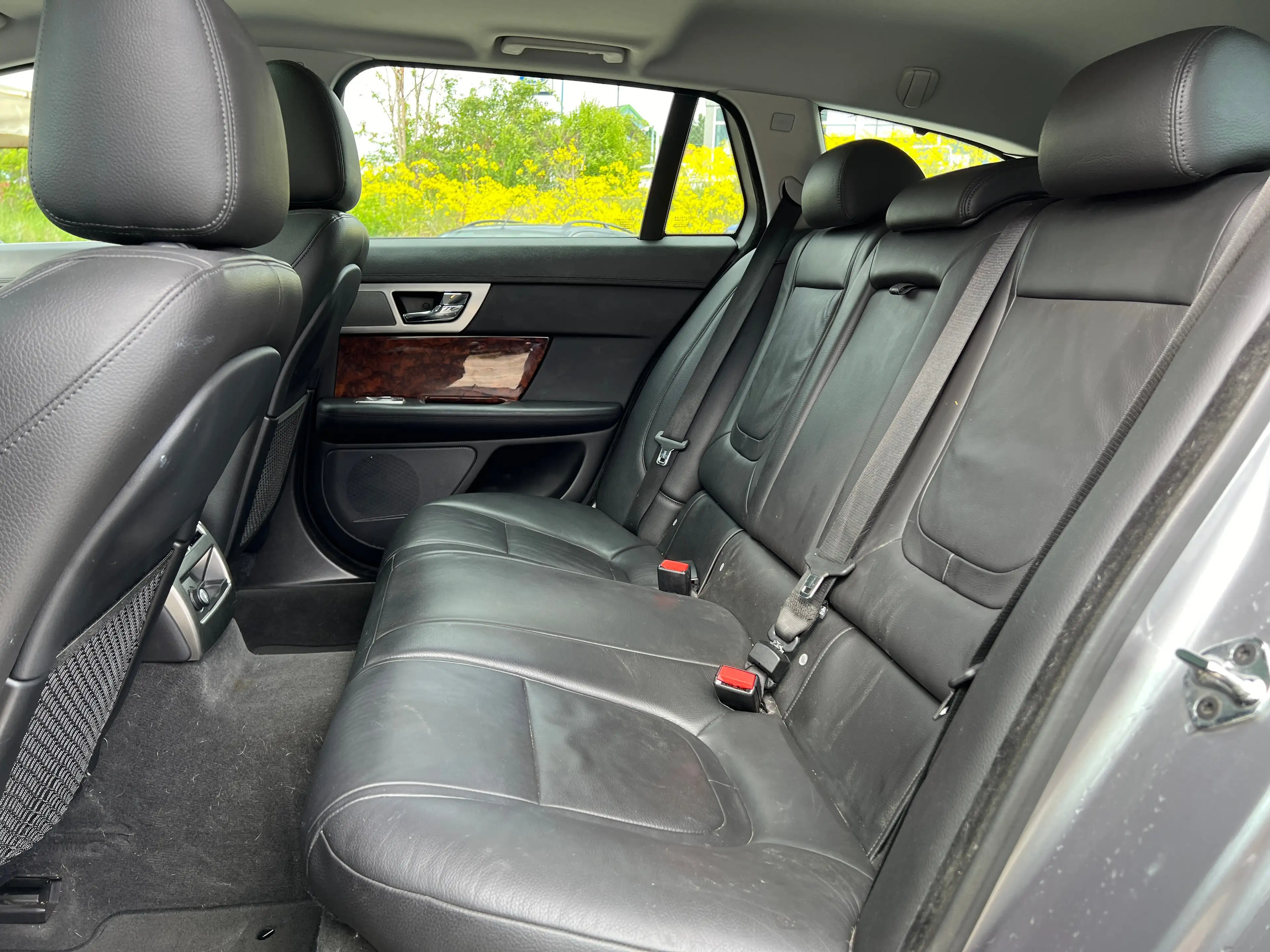 Jaguar XF Sportbrake 3,0 Automatik Kamera/Leder/VOLL — photo 12