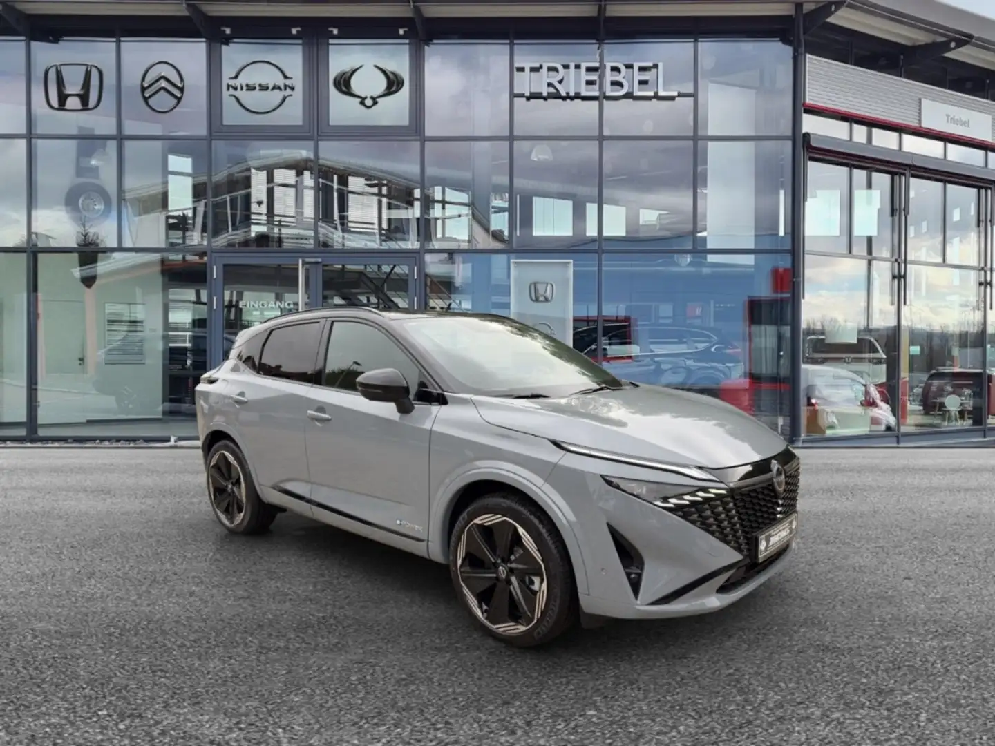 Nissan Qashqai N-Design e-Power 1.5 VC-T  Navi* 360* Kamera* LED* Gris - 2