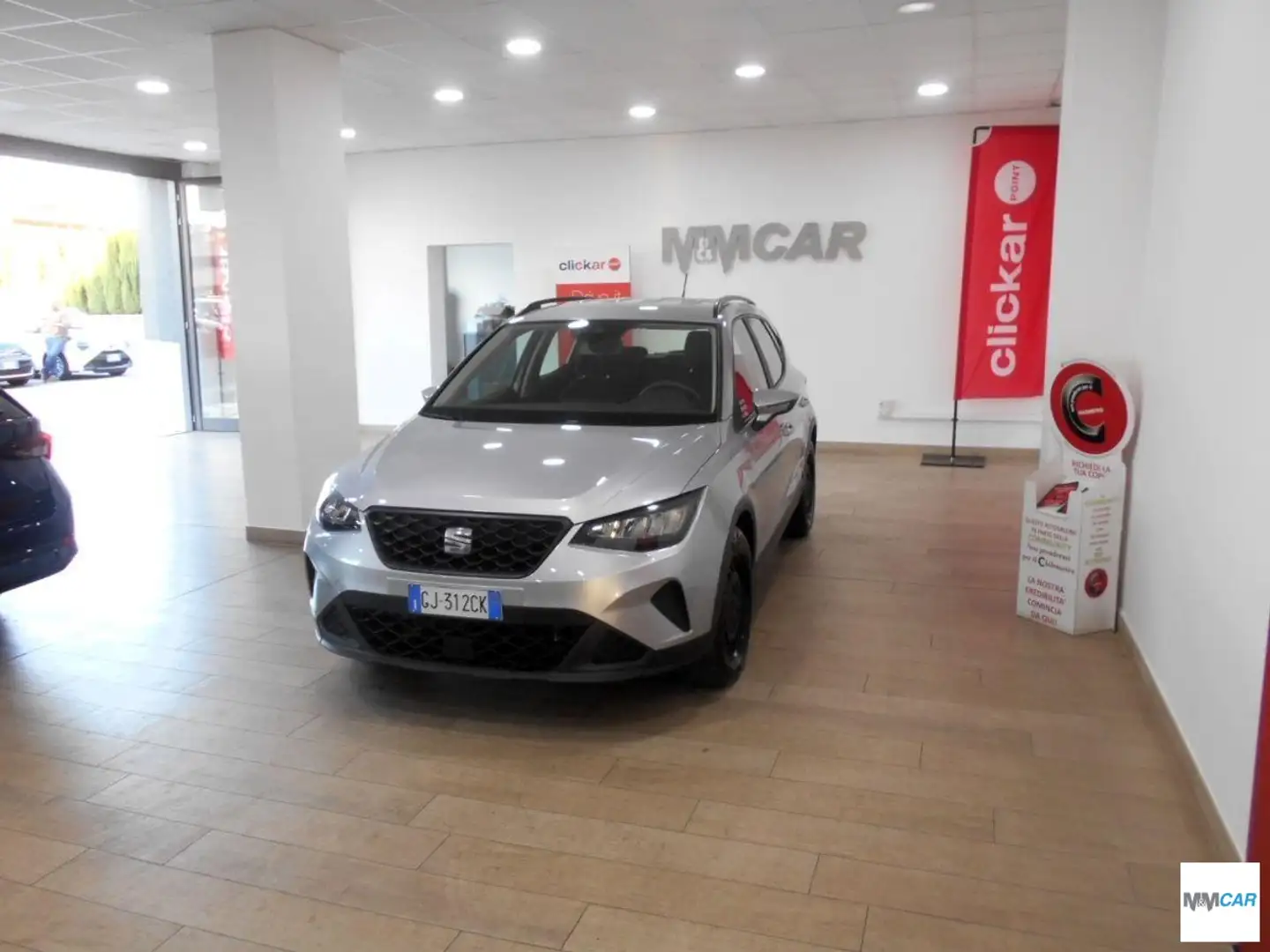 SEAT Arona 1.0 EcoTSI Reference Grigio - 2