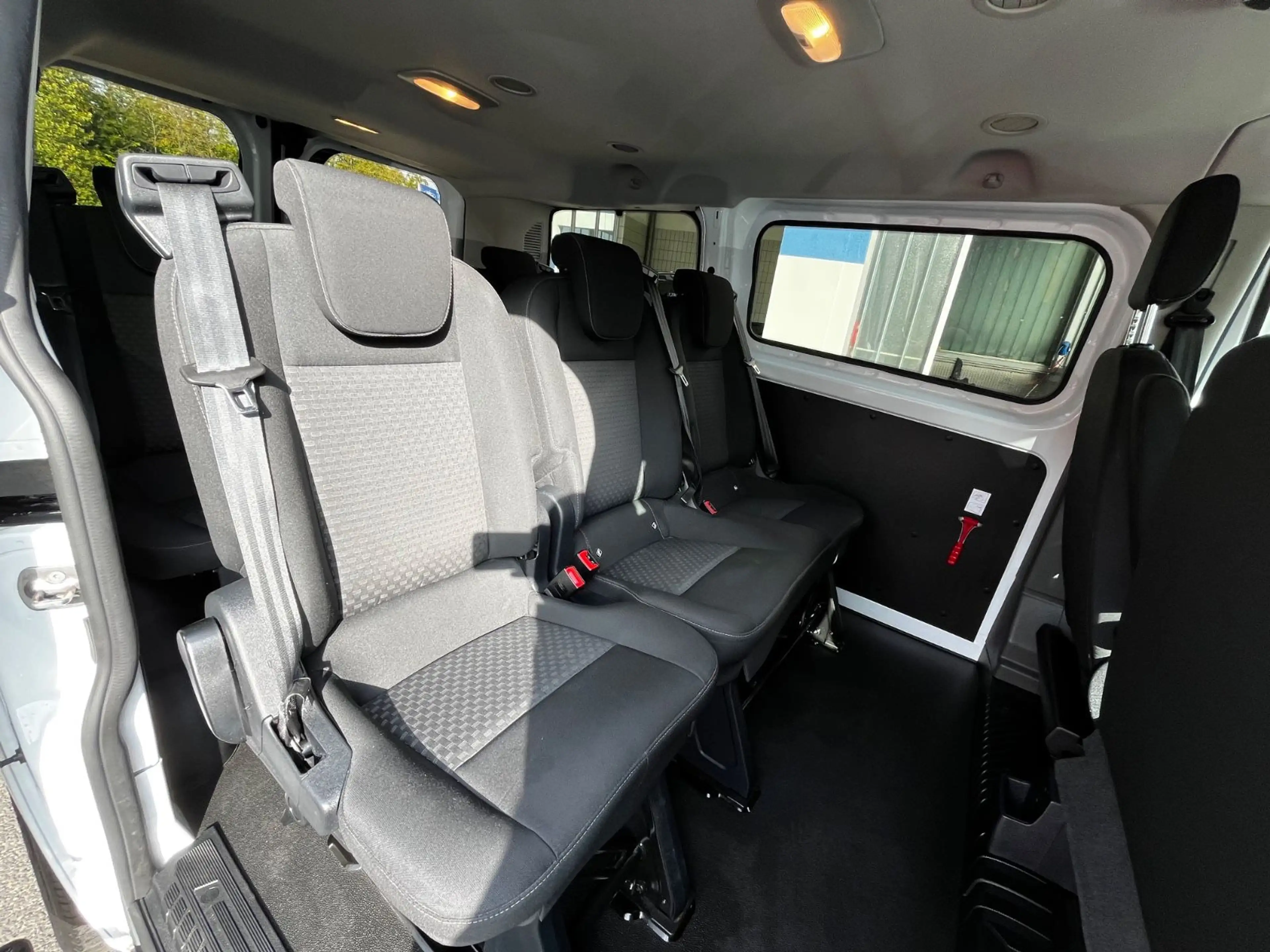 Ford Transit Custom Kombi 320 Trend L1 KLIMA,9-SITZER — photo 13